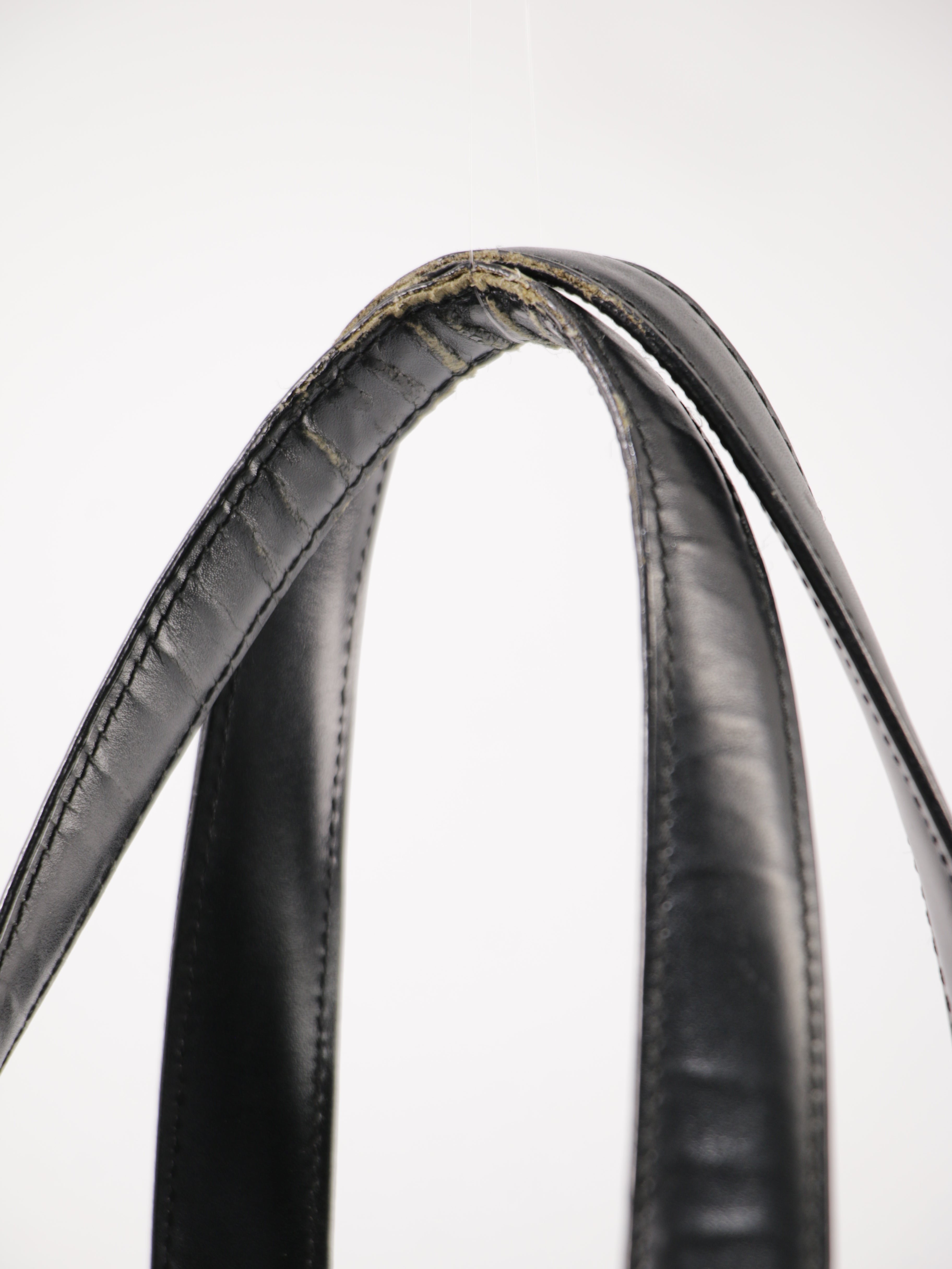 Medium New Travel Line Tote