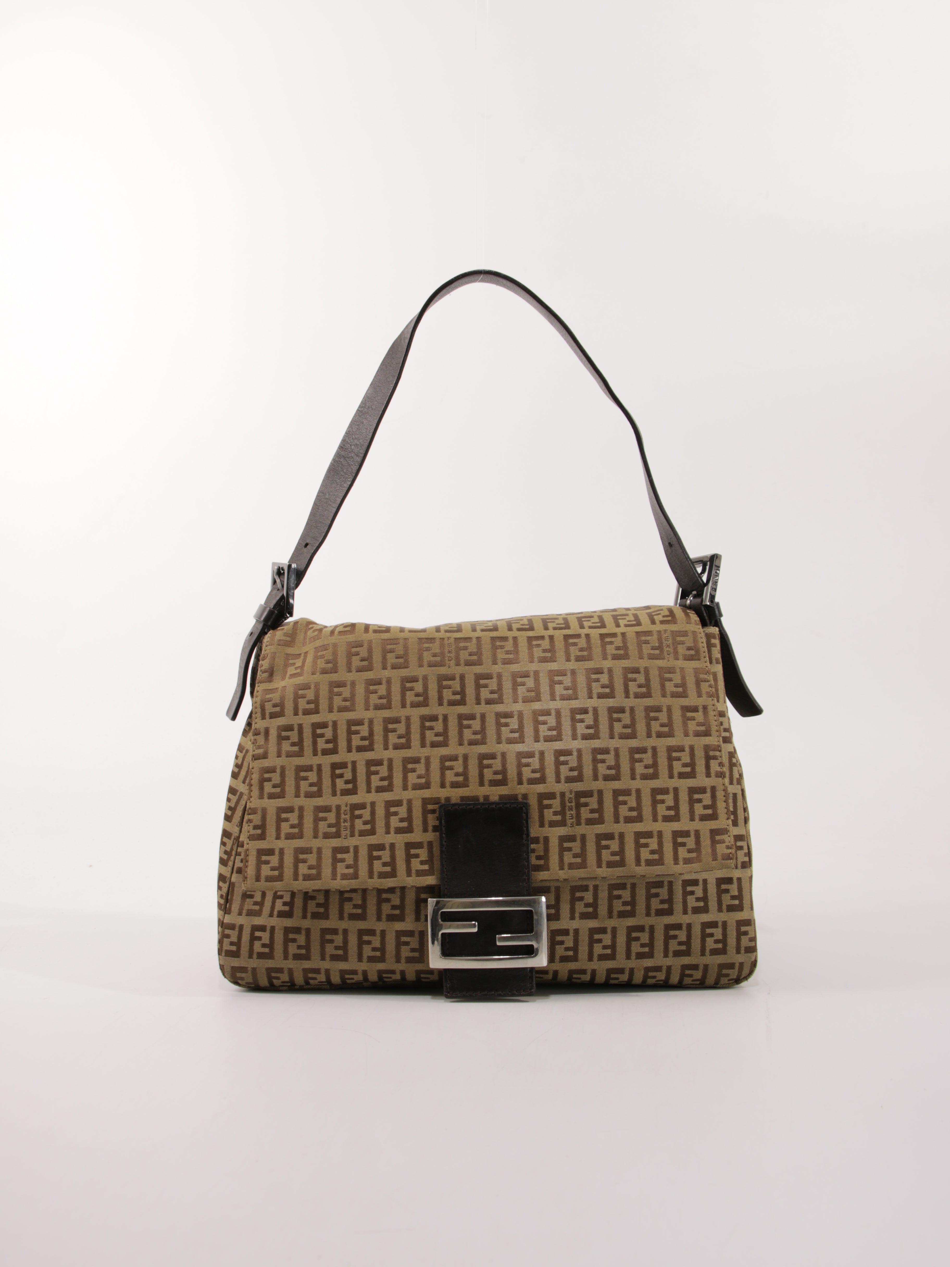 Bags under 1000 eur