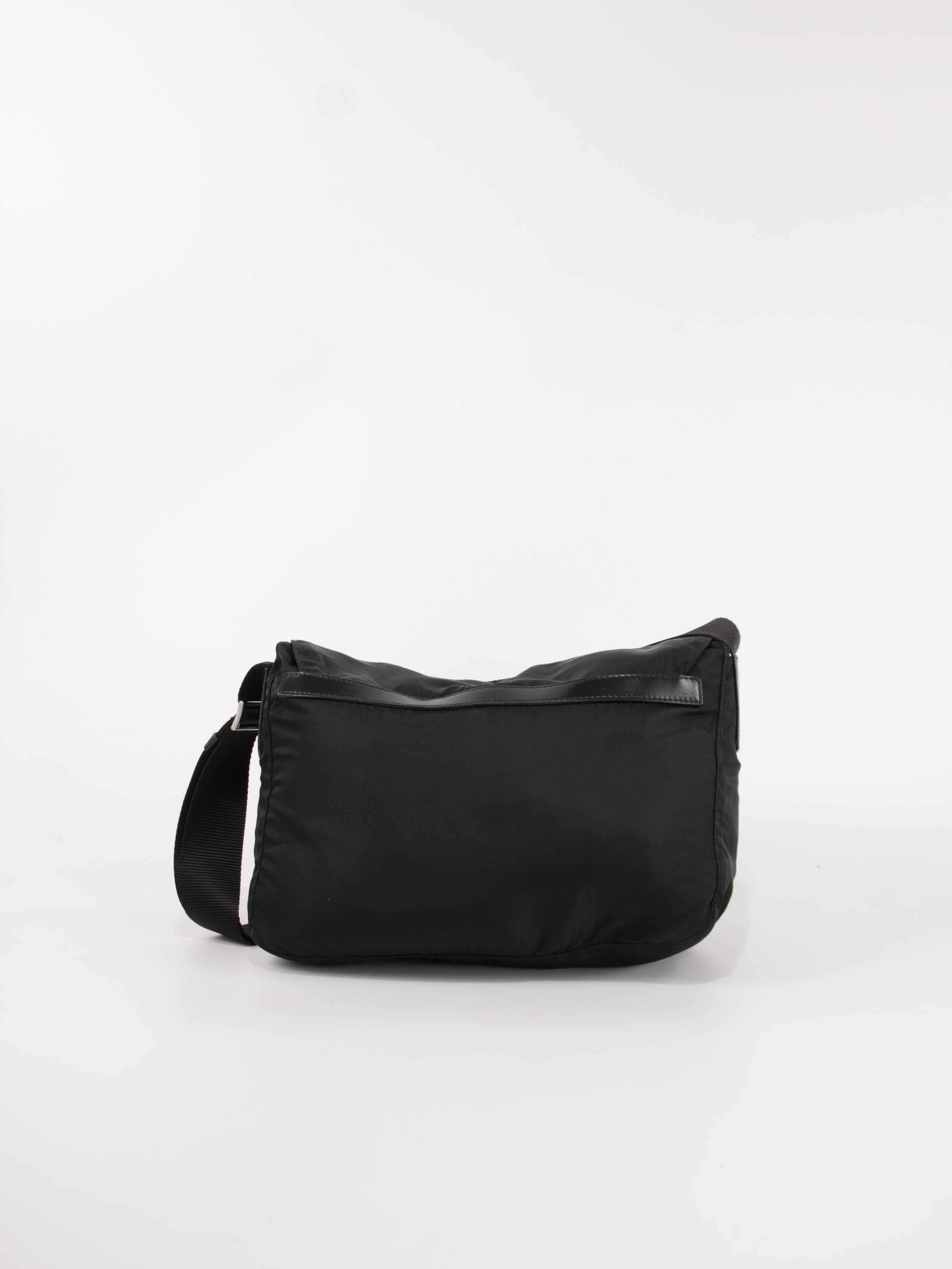 Double Buckle Messenger