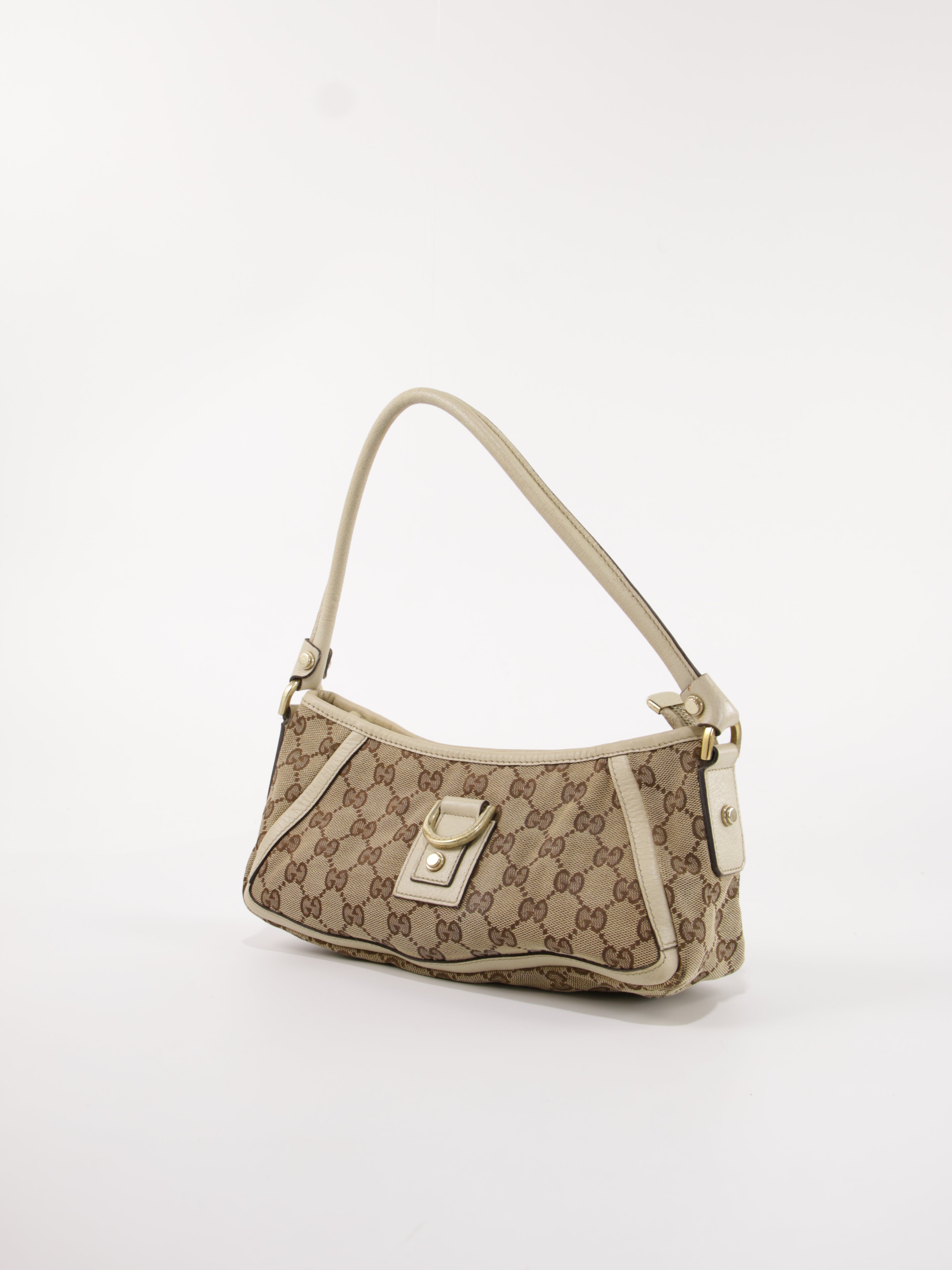 Abbey D-Ring Pochette