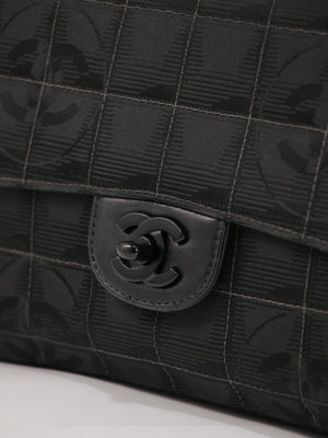 Medium Classic Flap