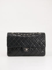 #131 Medium Classic Flap