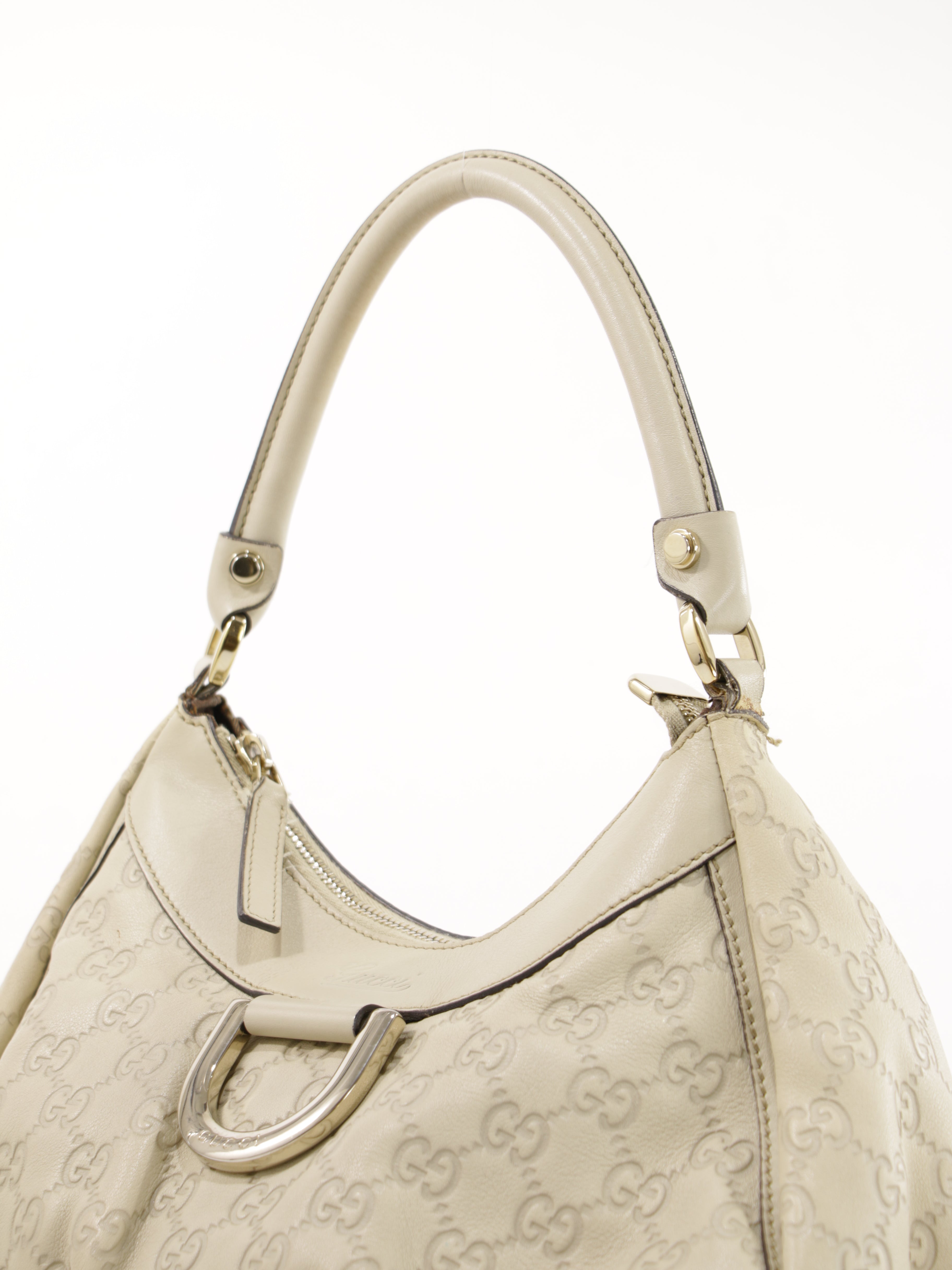 Abbey D-Ring Small