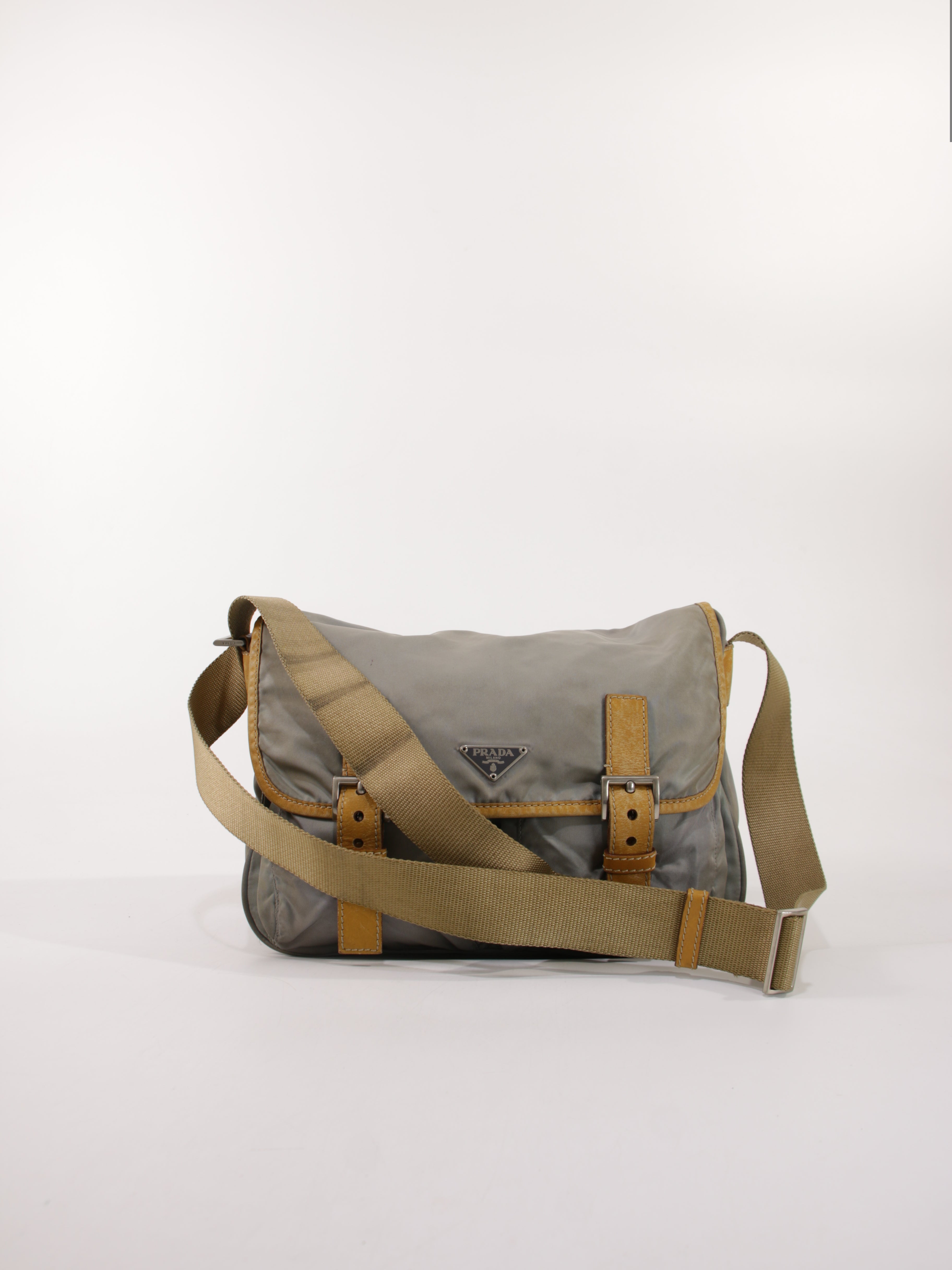 Double Buckle Messenger
