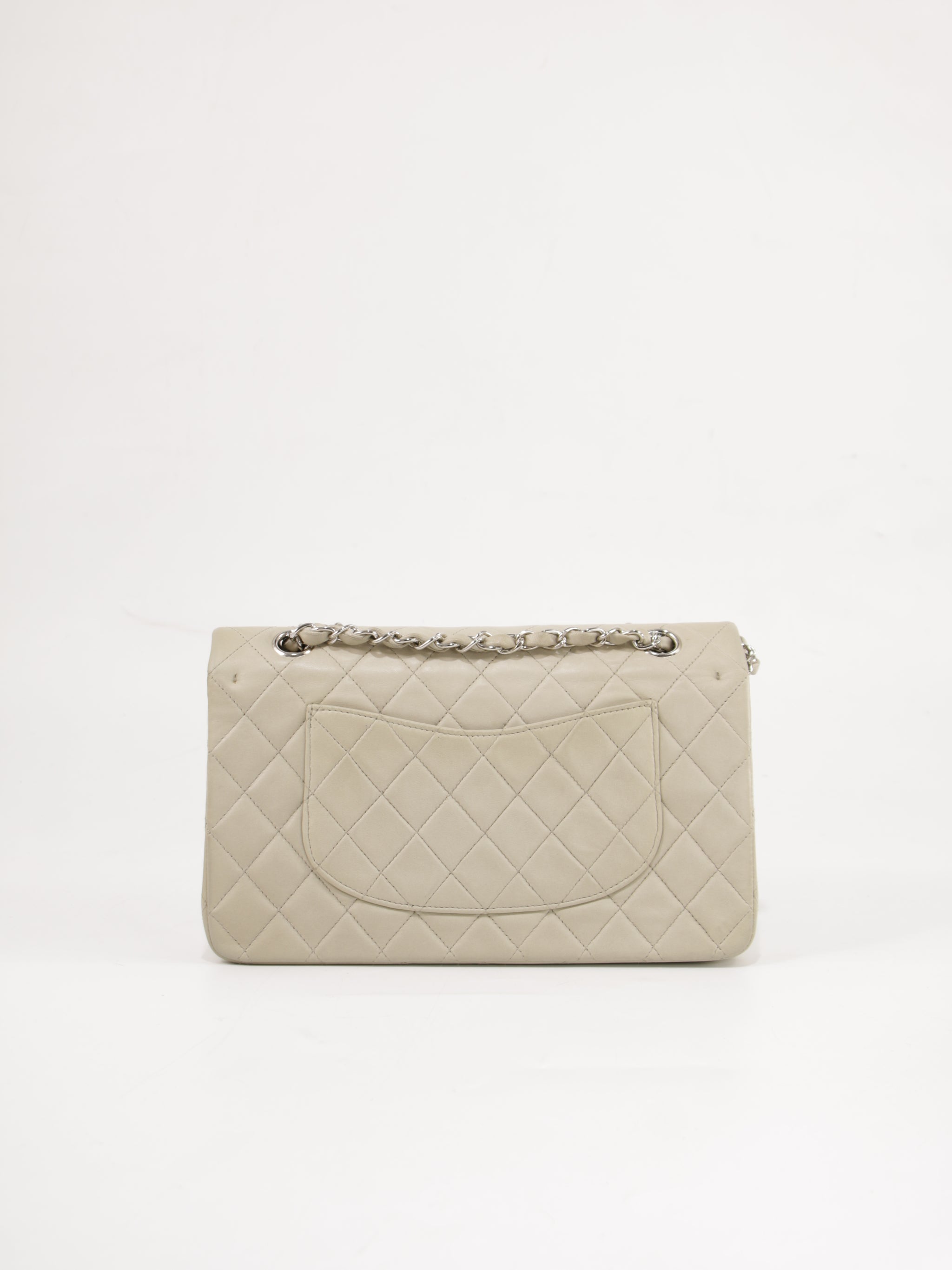 Medium Classic Flap