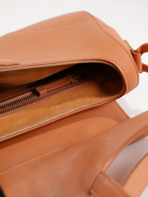 Saddle