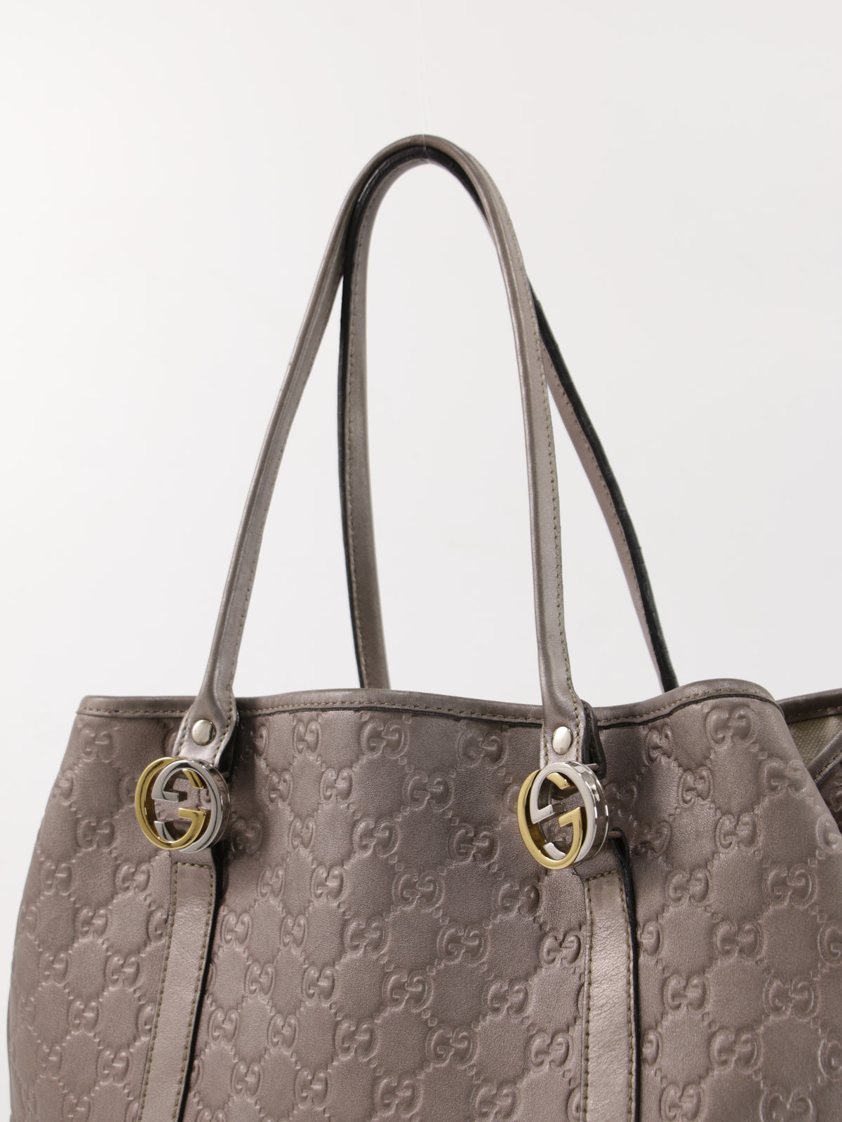 Gucci Shoulder Bag