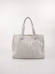 Medium New Travel Line Tote