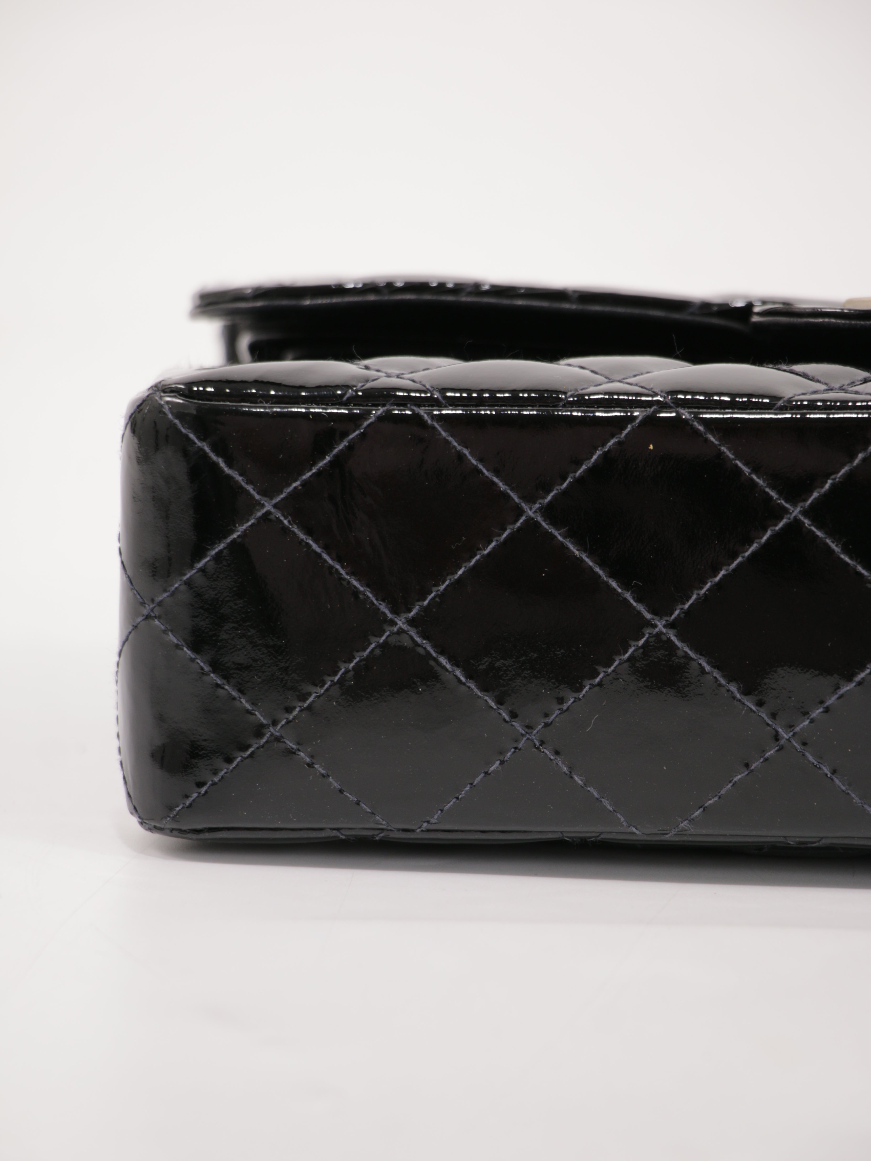 Small Classic Flap