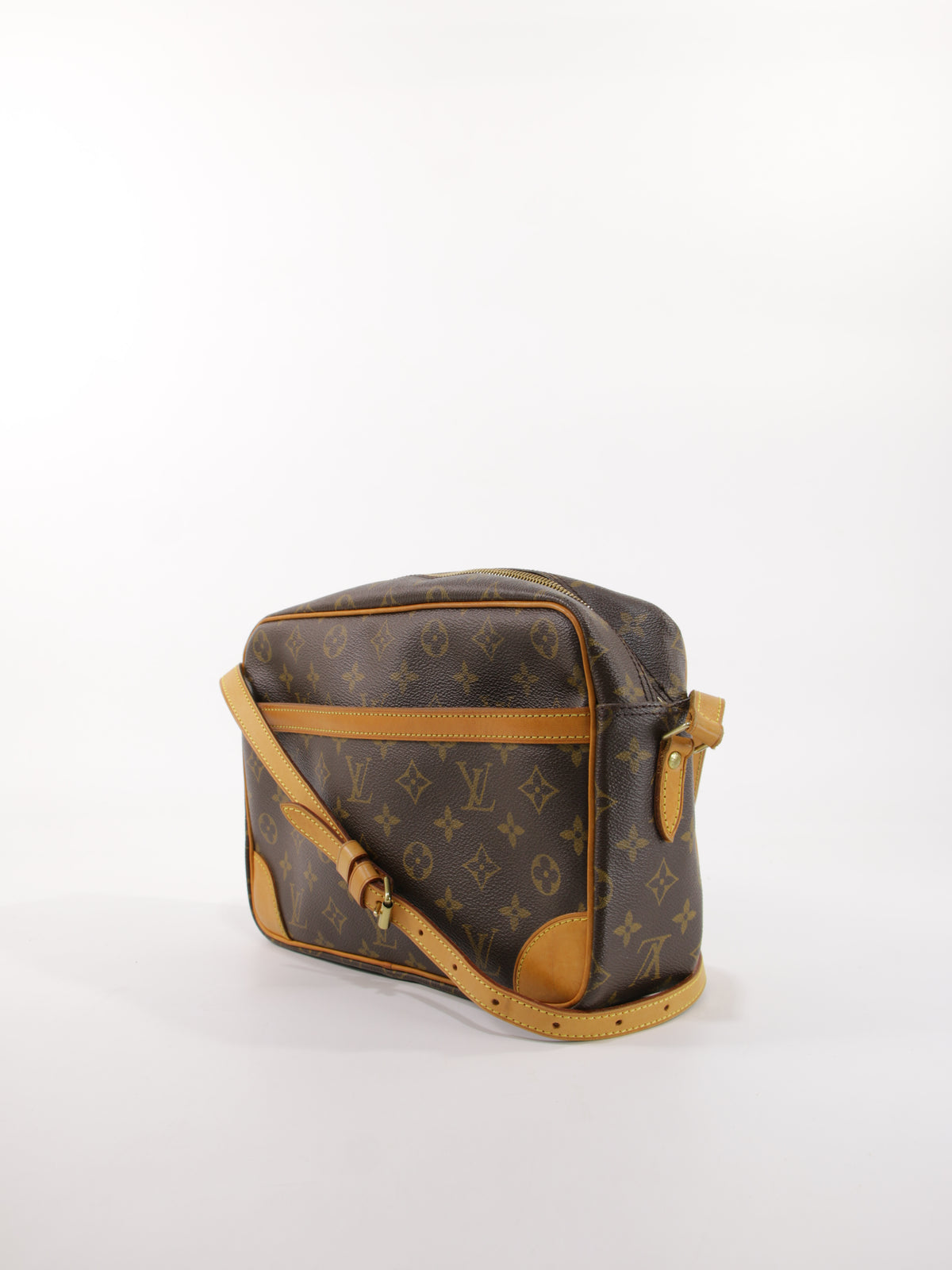 Louis Vuitton Trocadero 30