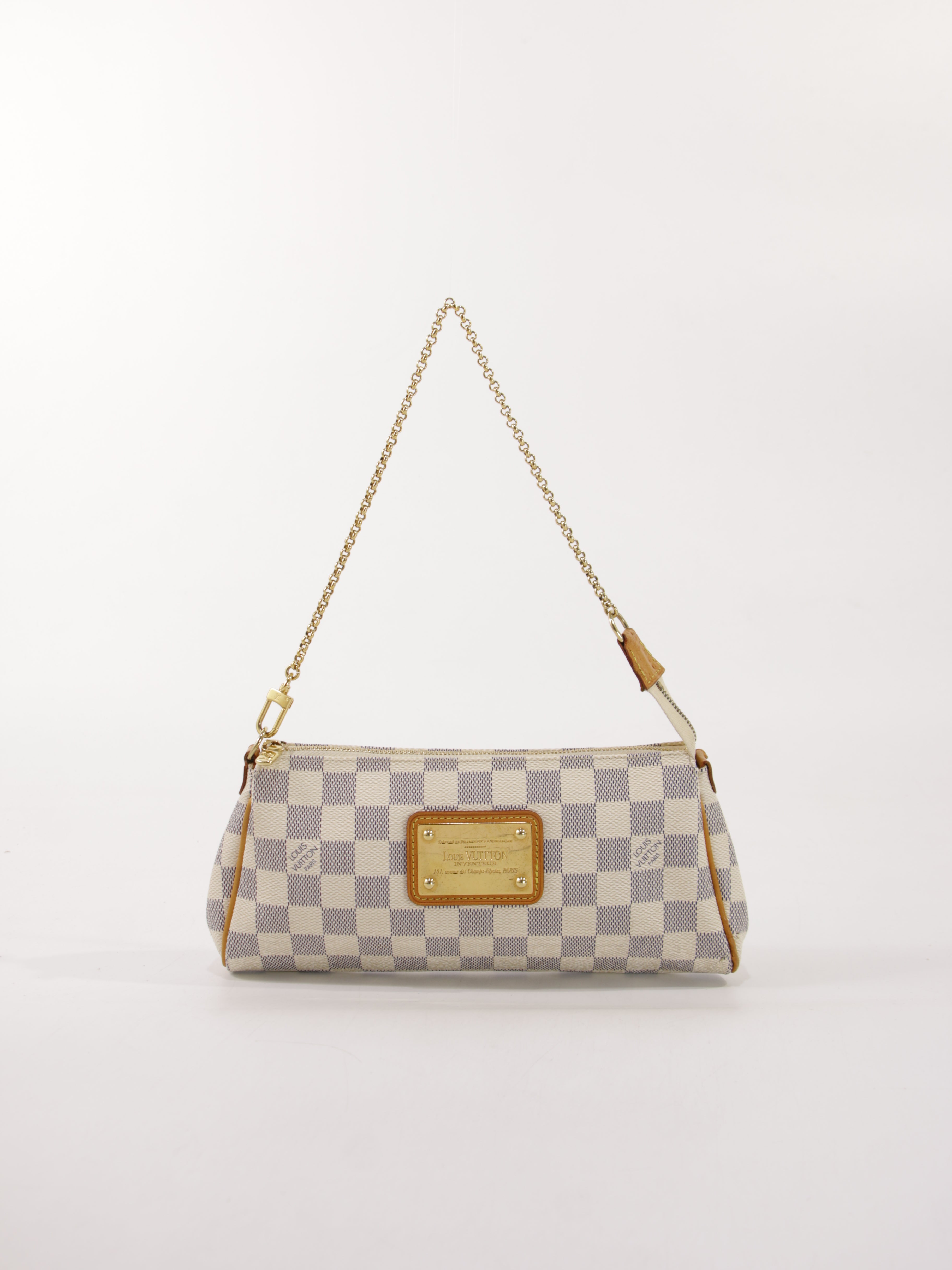 Eva Pochette