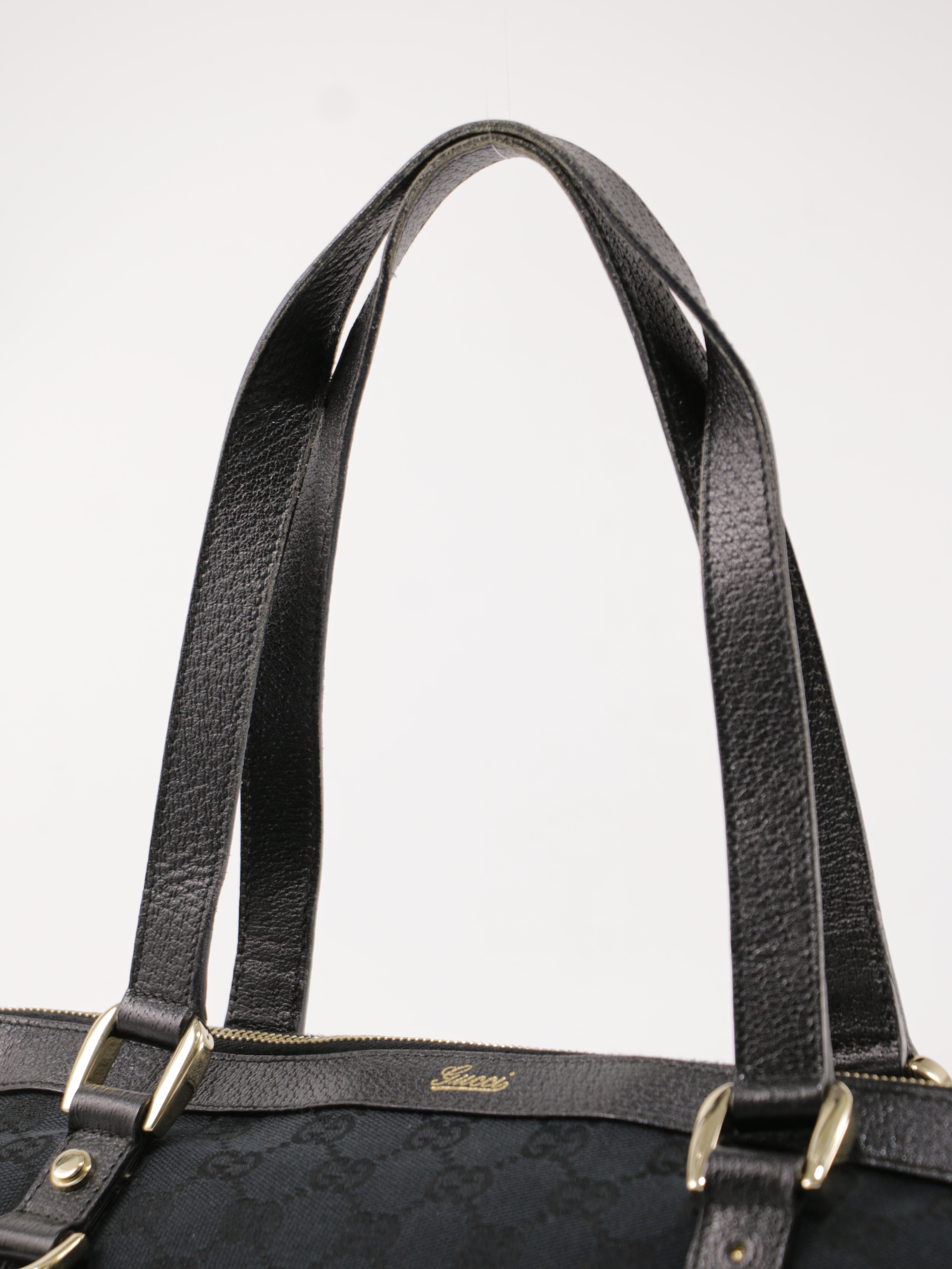 Abbey Zip Tote