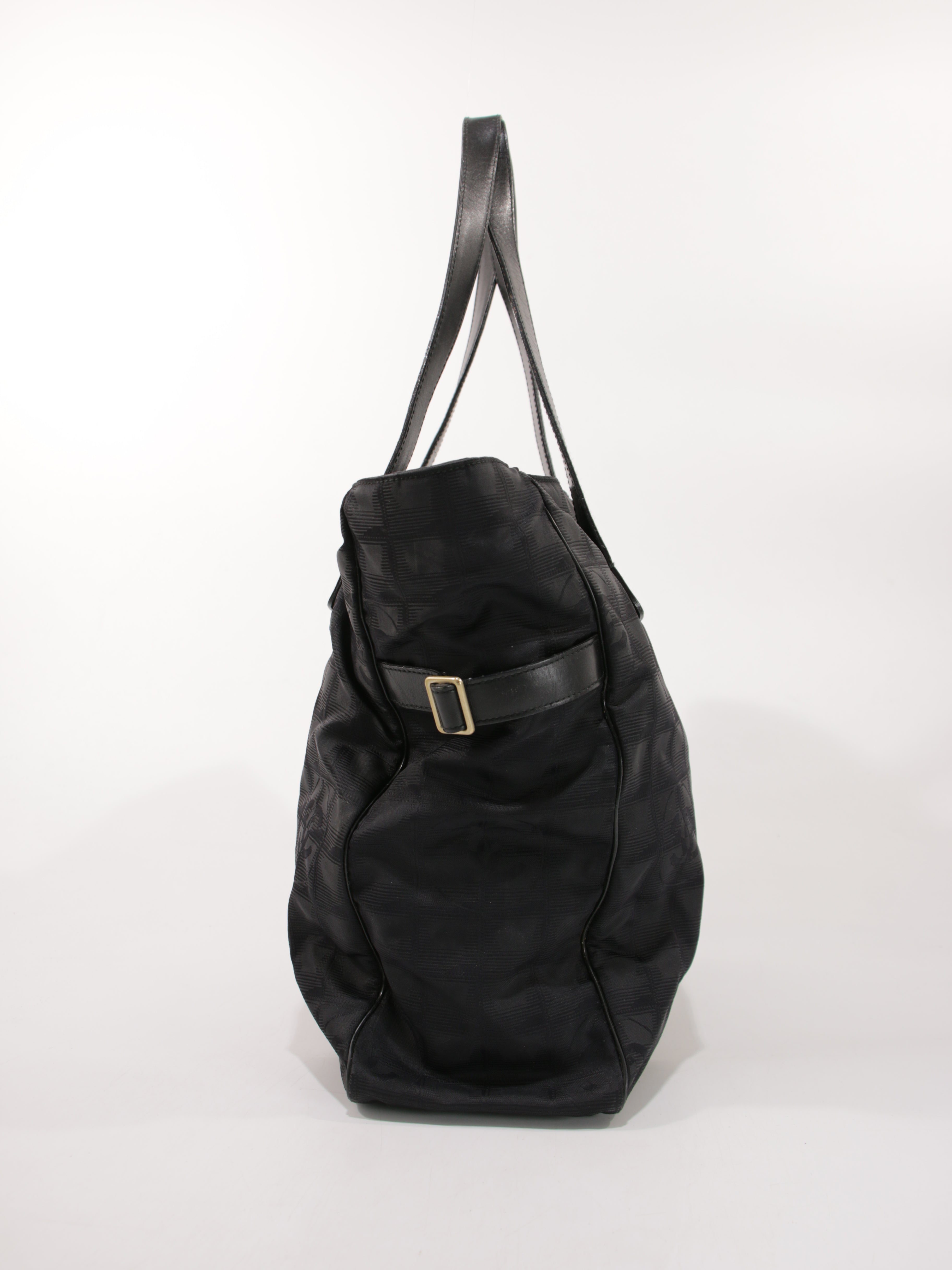 Large Travel Line Tote