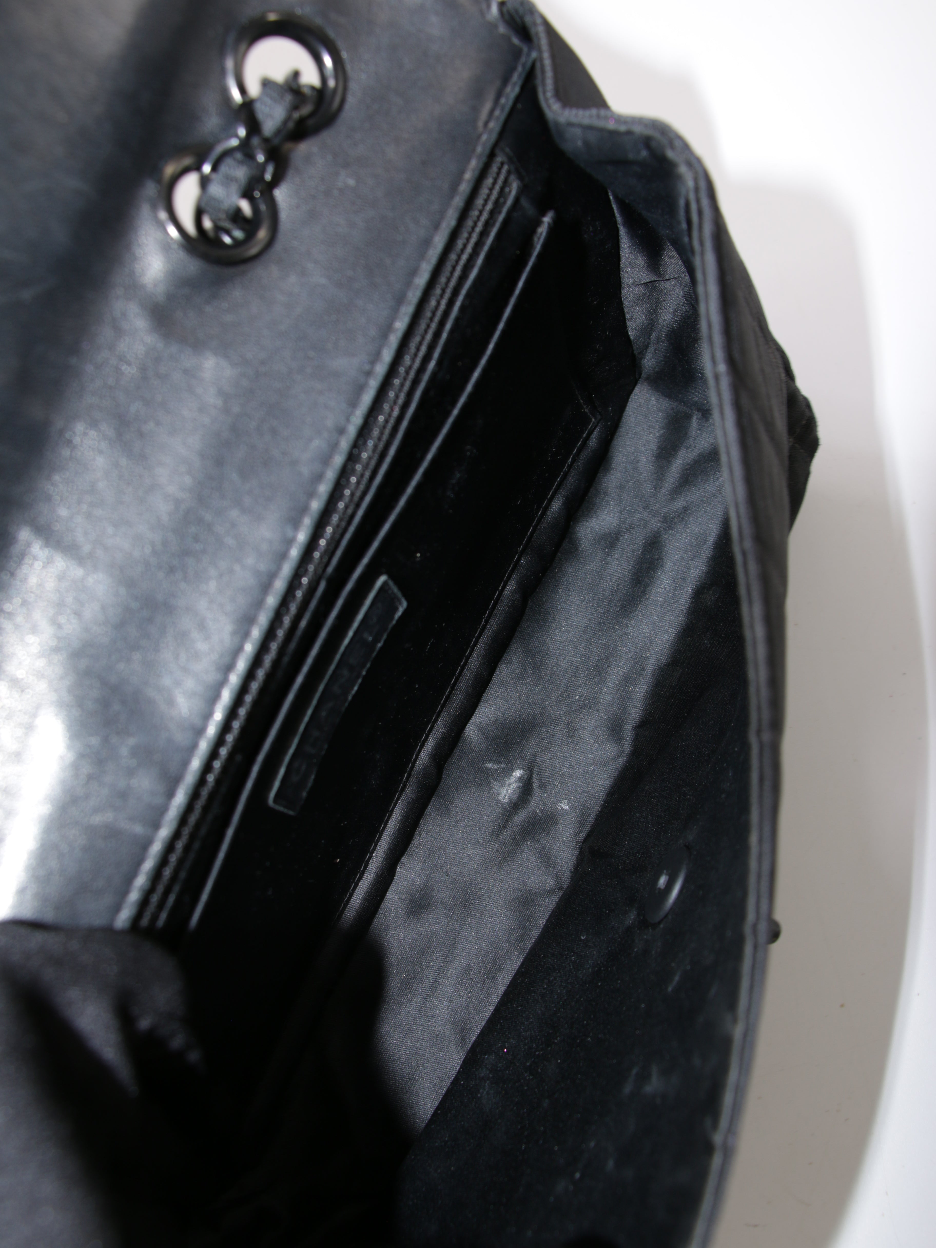 Medium Single Flap