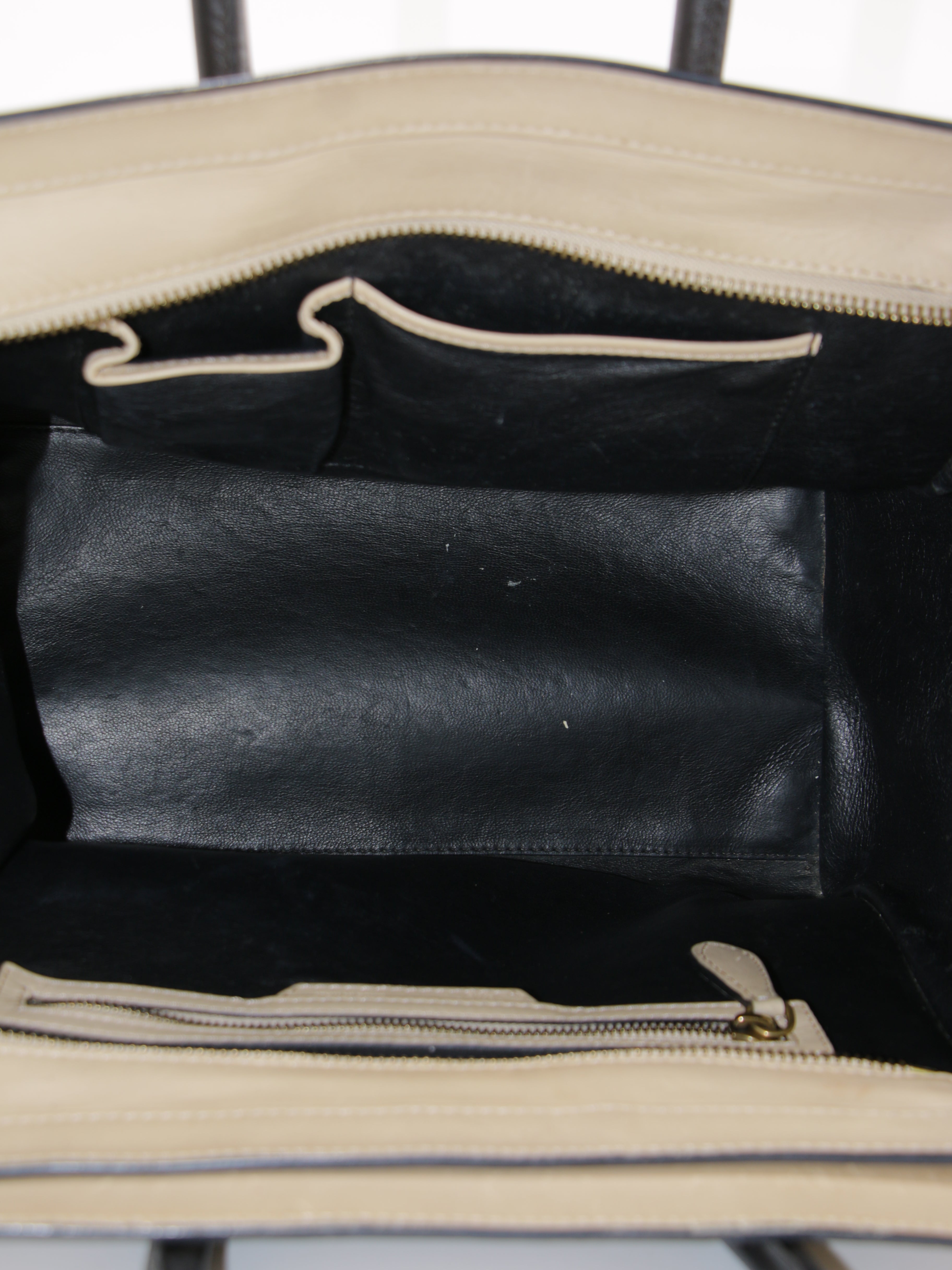 Medium Luggage