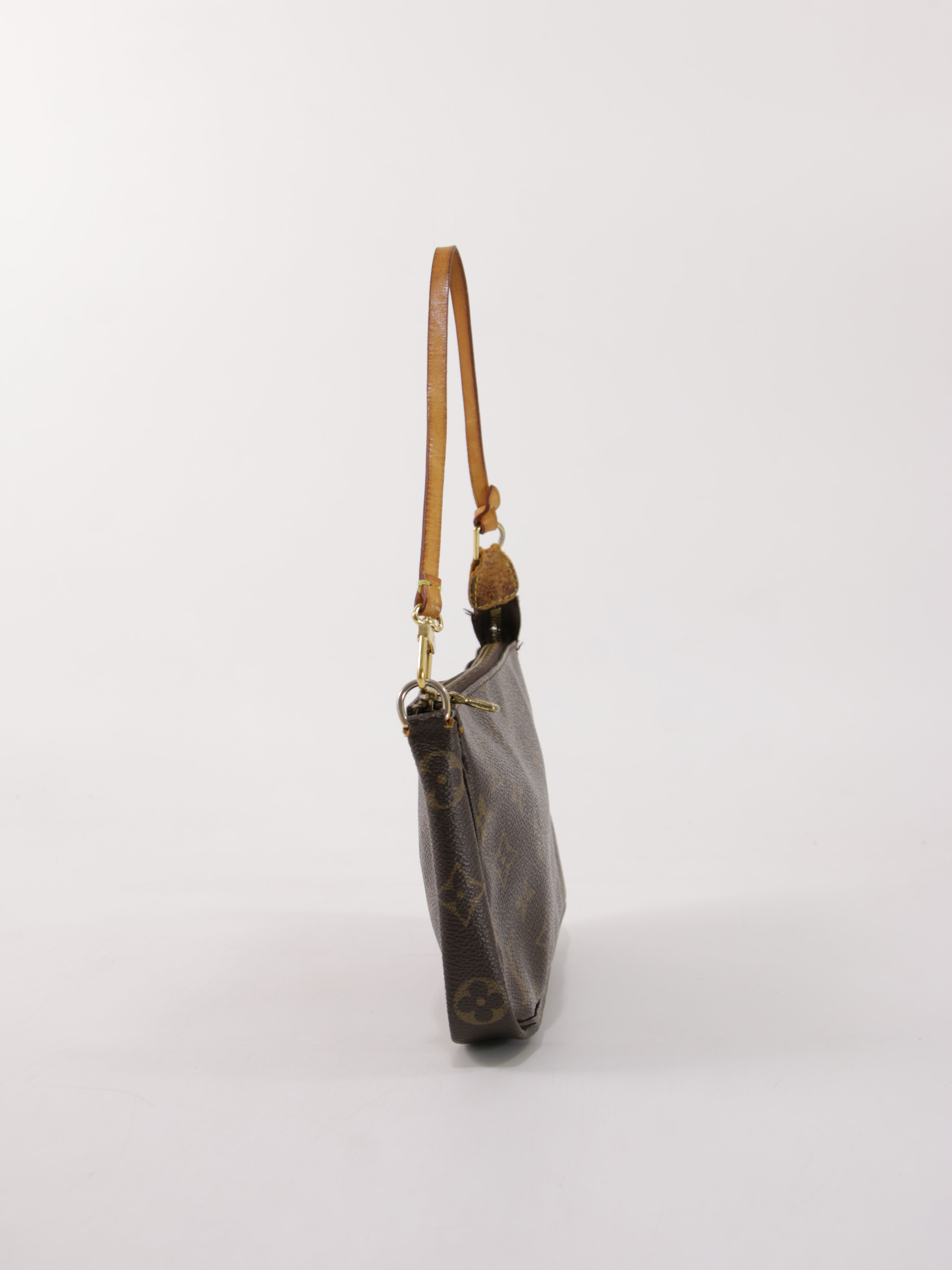 Louis Vuitton Accessories Pochette
