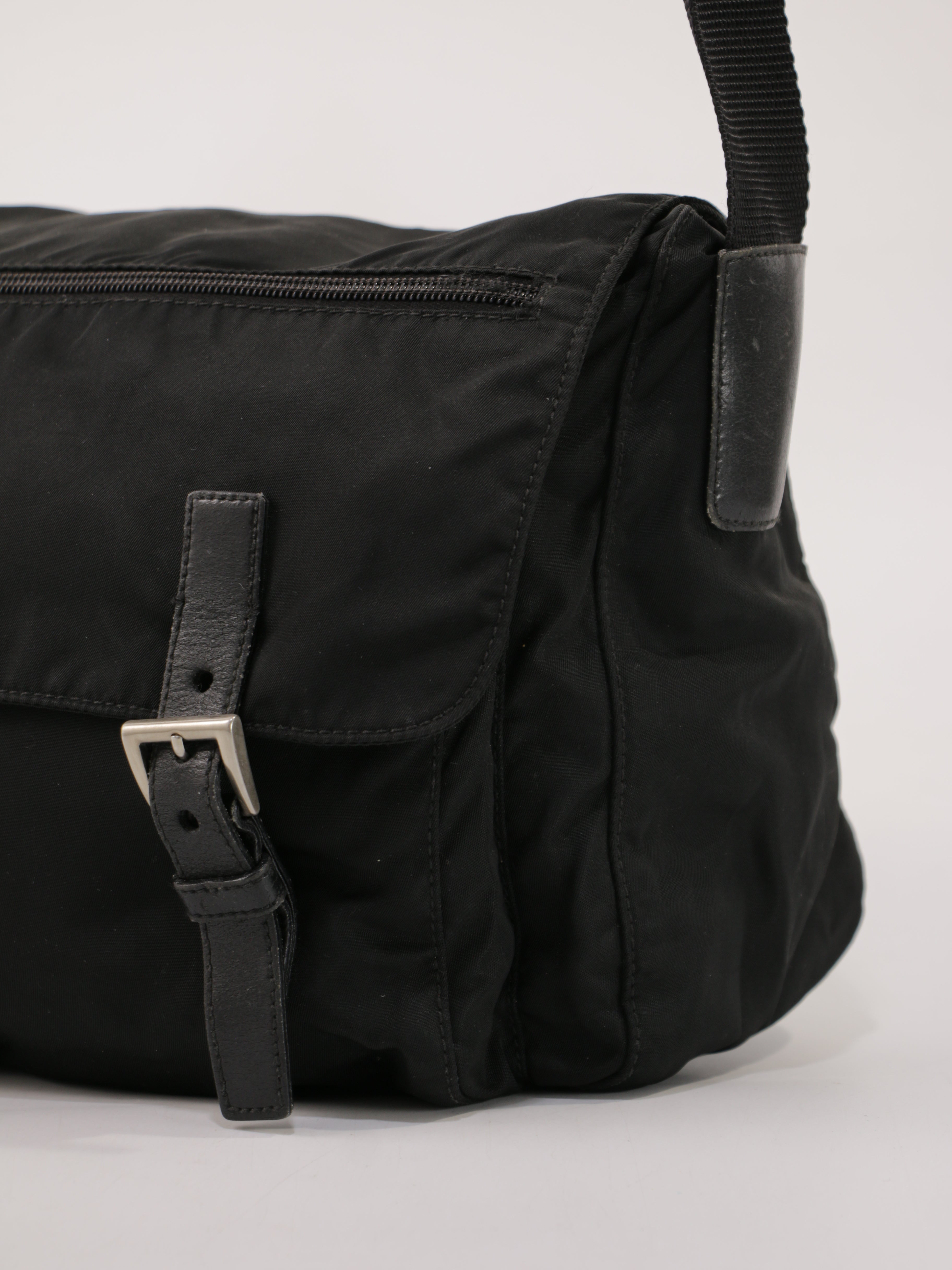 Double Buckle Messenger