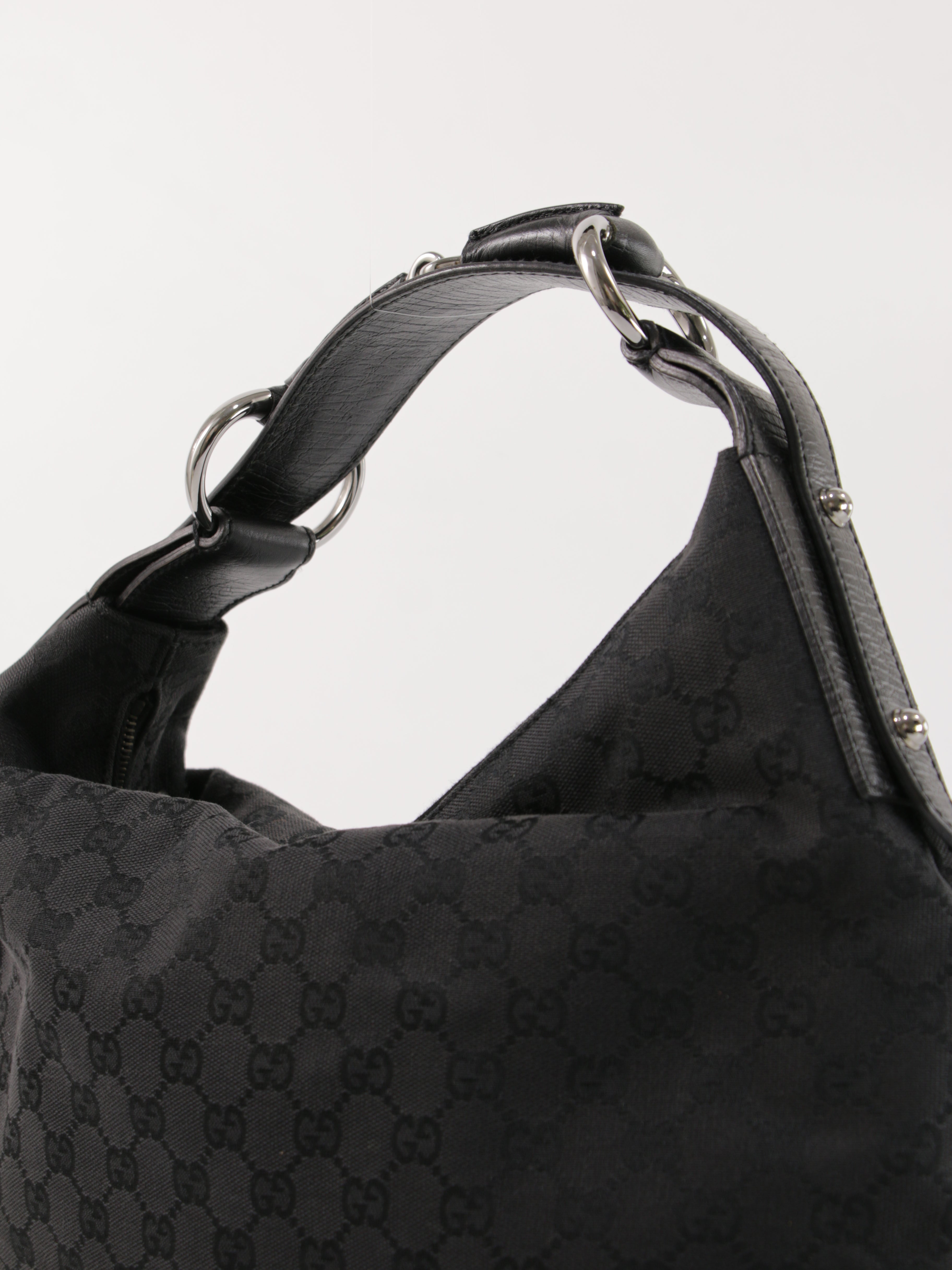 Gucci Shoulder Bag