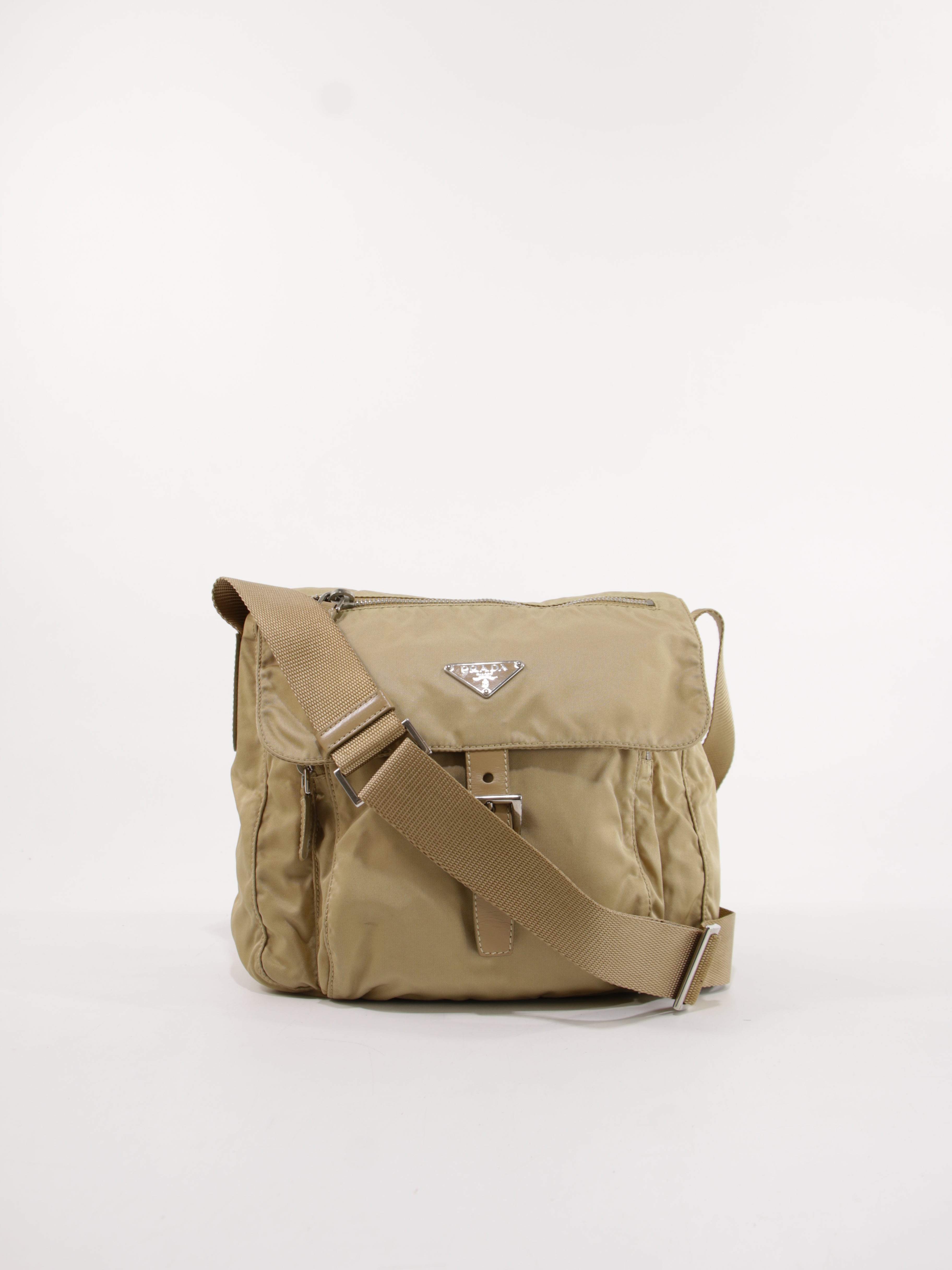 Single Buckle Messenger