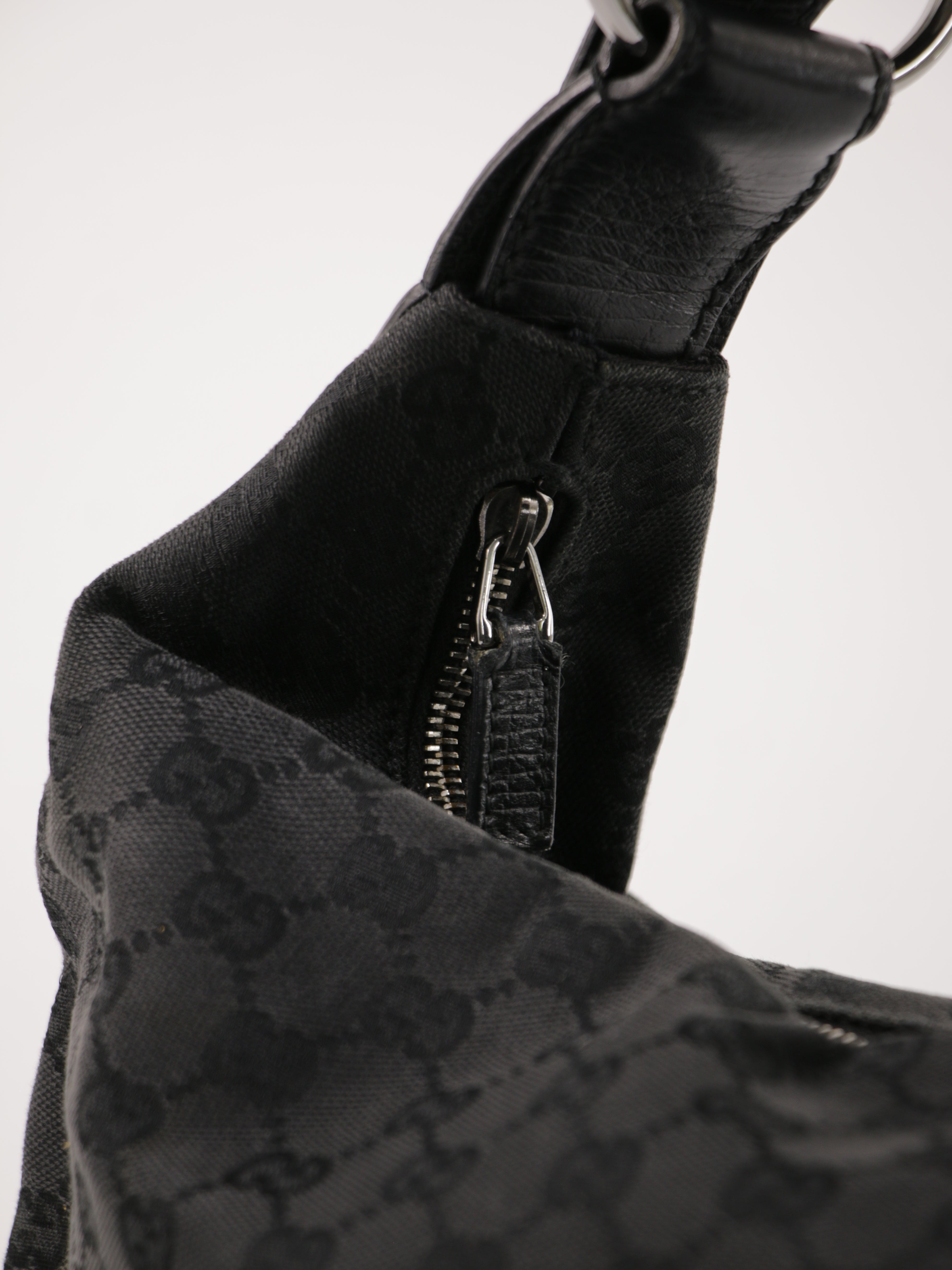Gucci Shoulder Bag