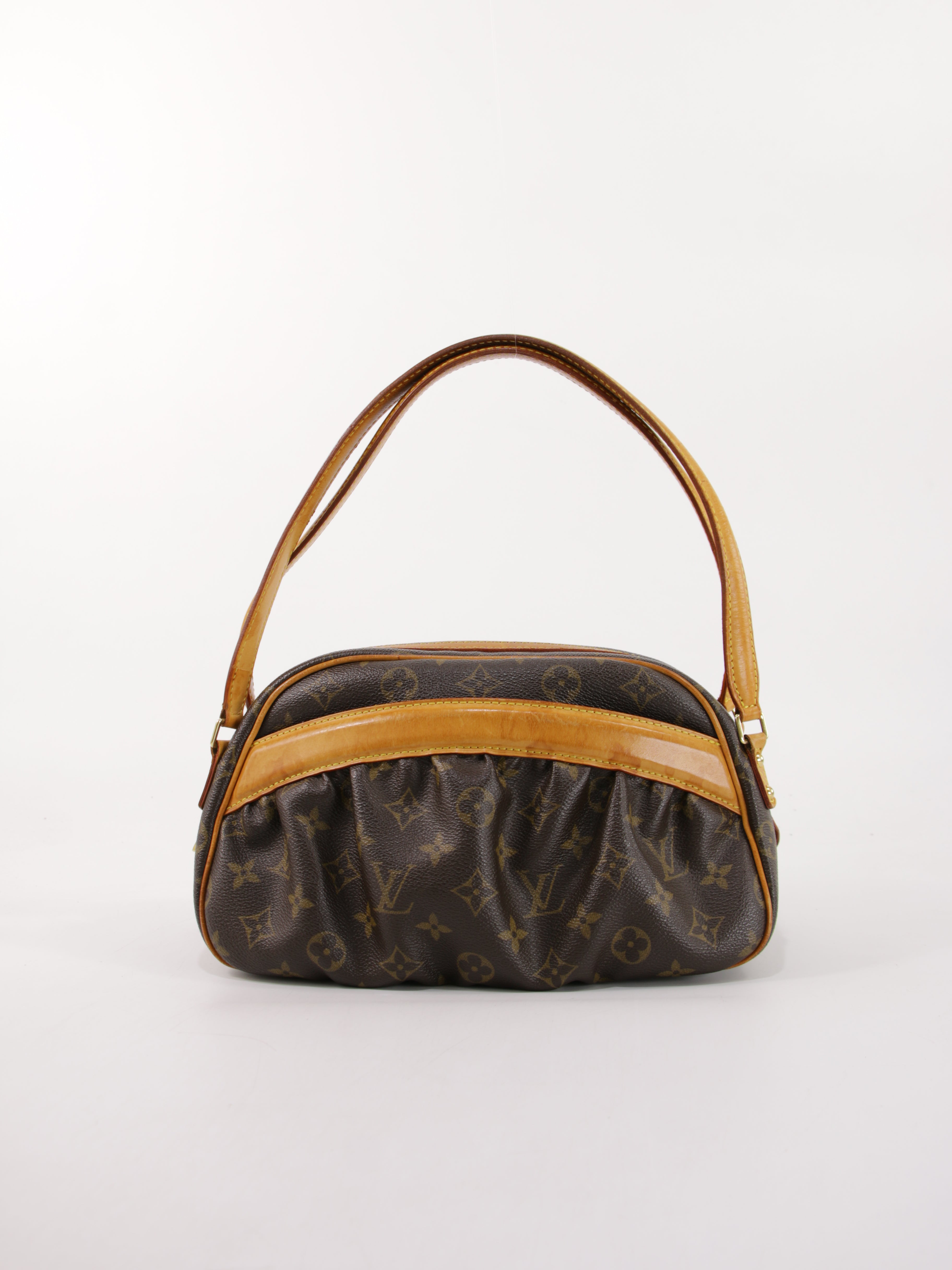 Louis Vuitton Clara PM