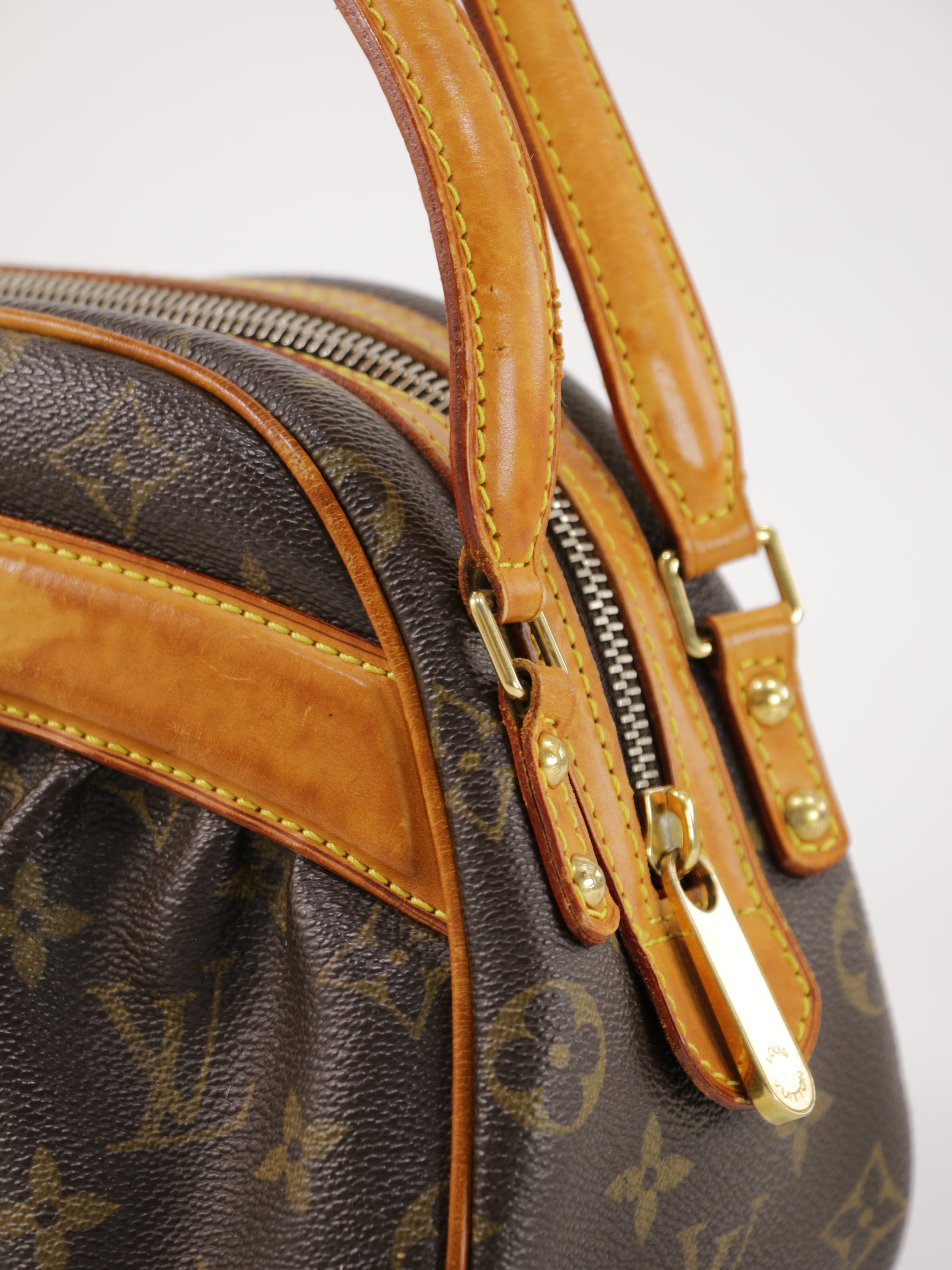 Louis Vuitton Clara PM