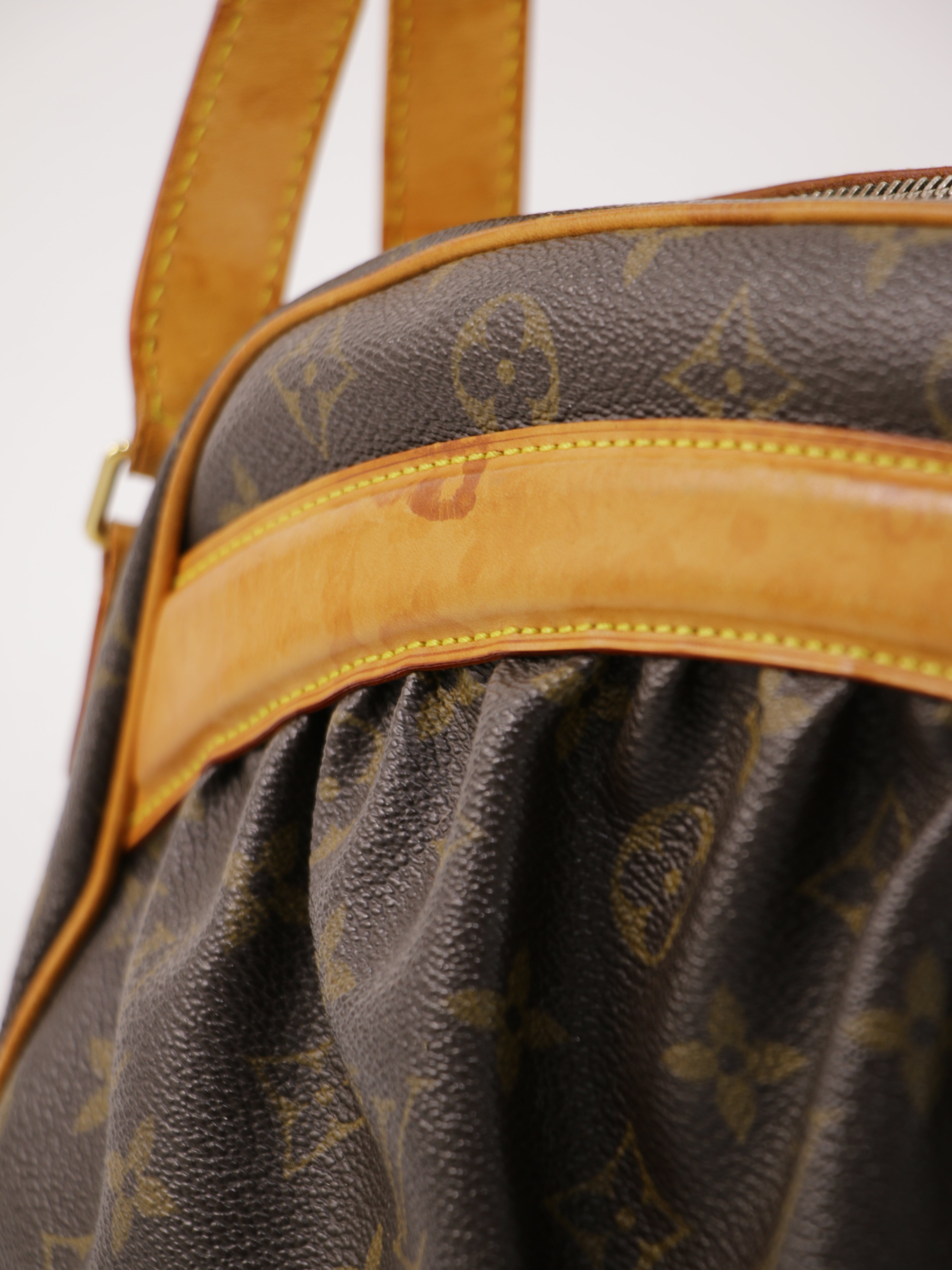 Louis Vuitton Clara PM