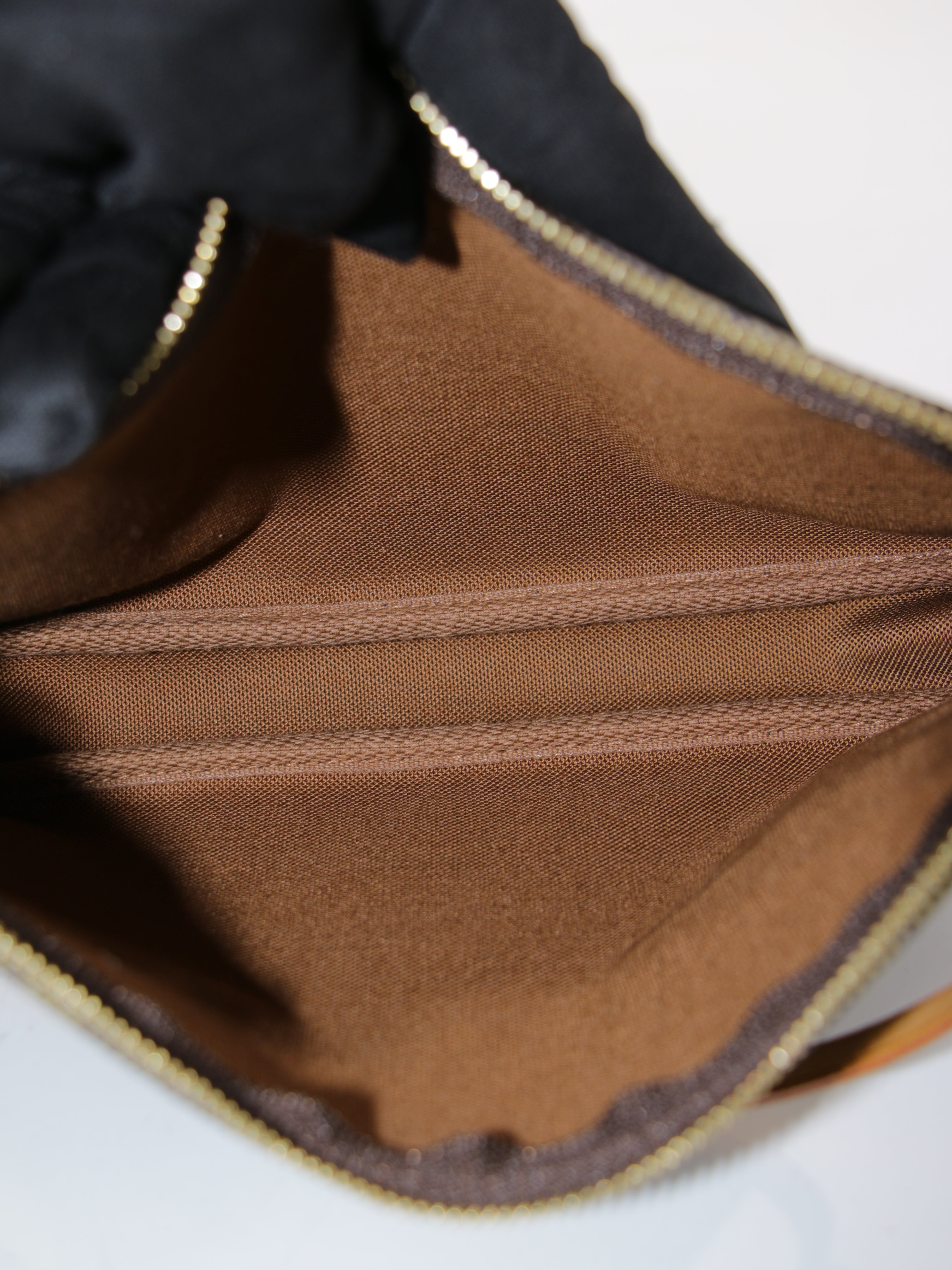 Louis Vuitton Accessories Pochette