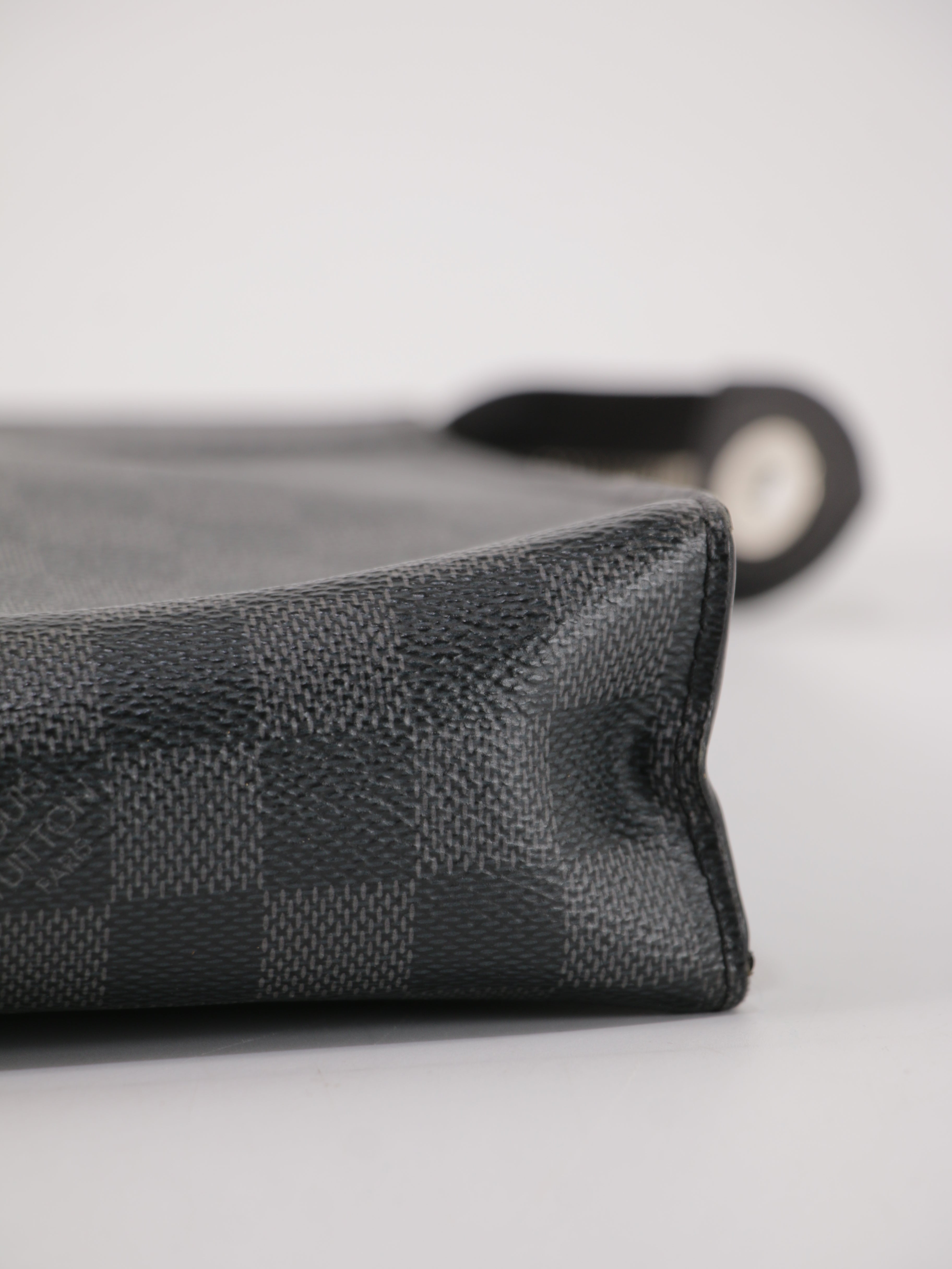Louis Vuitton Pochette Voyage GM