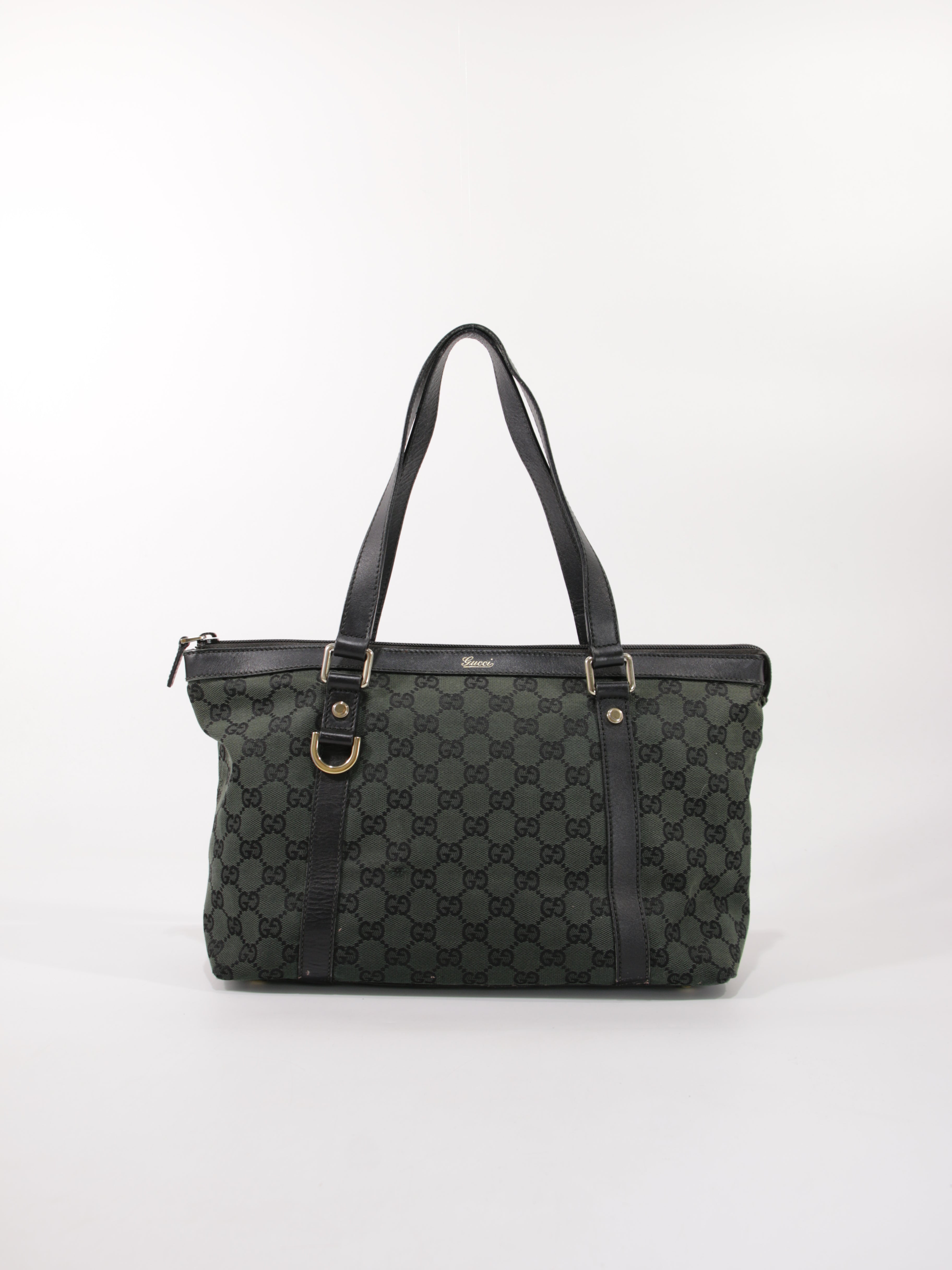Abbey Zip Tote