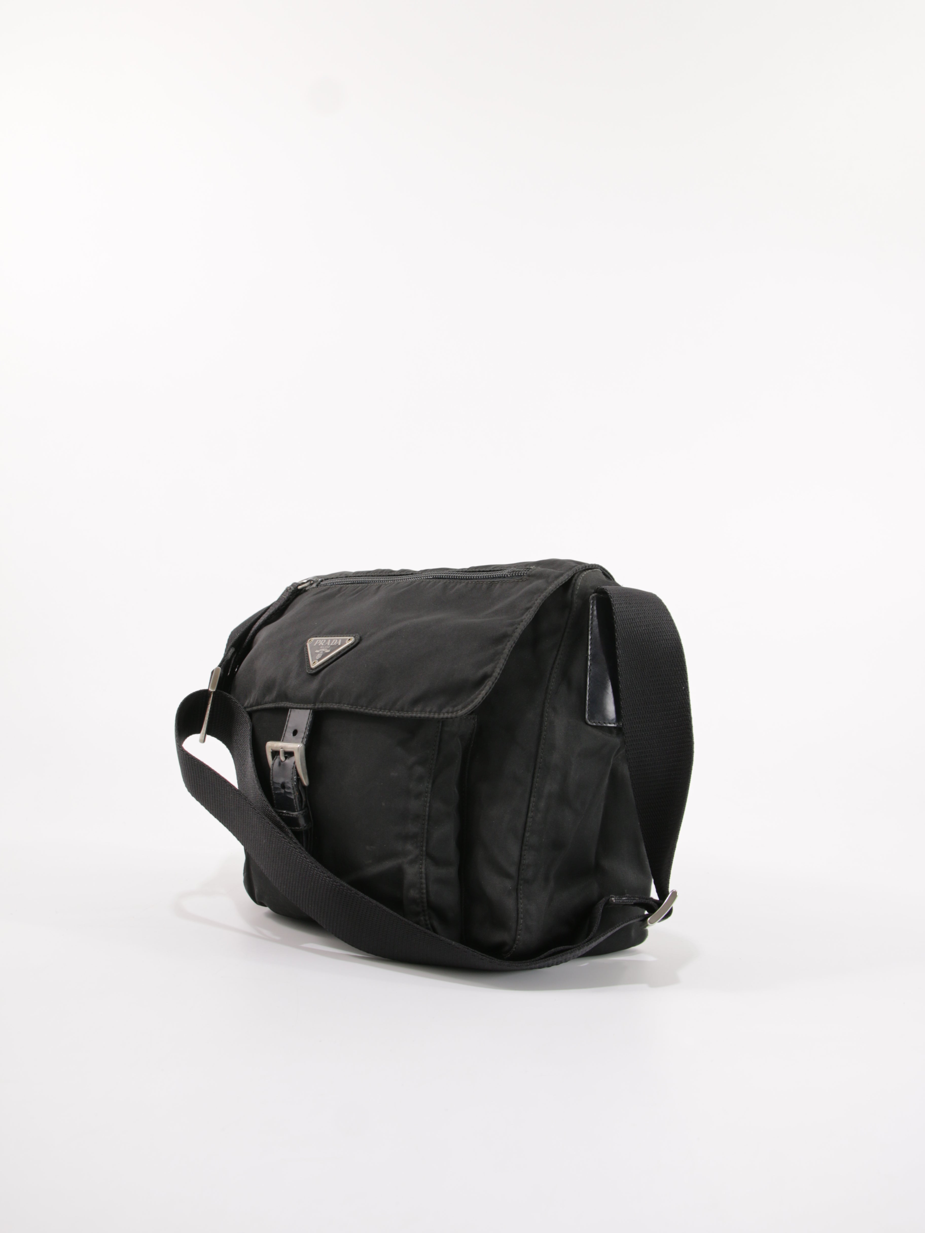 Single Buckle Messenger