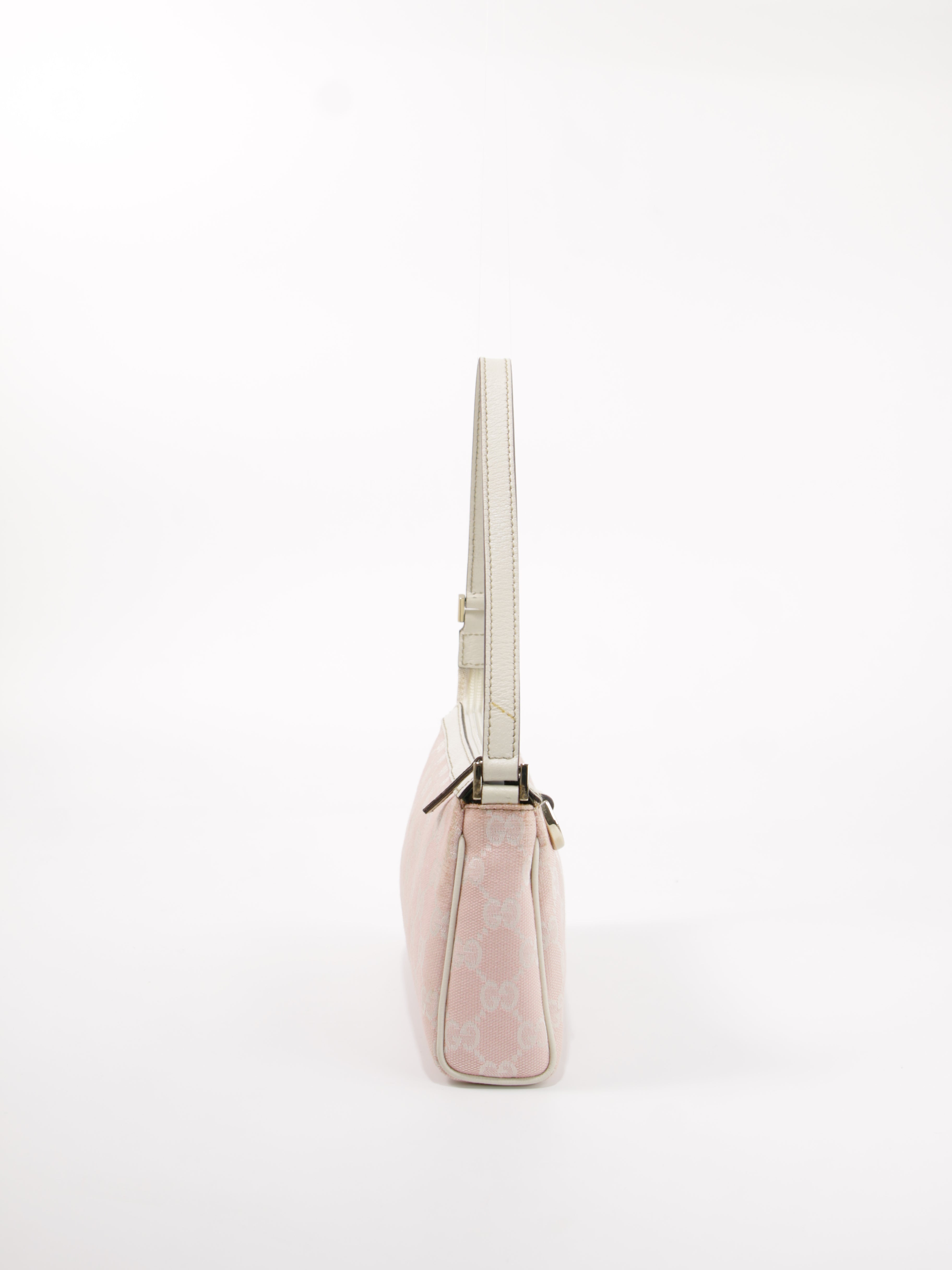 Abbey D-Ring Pochette