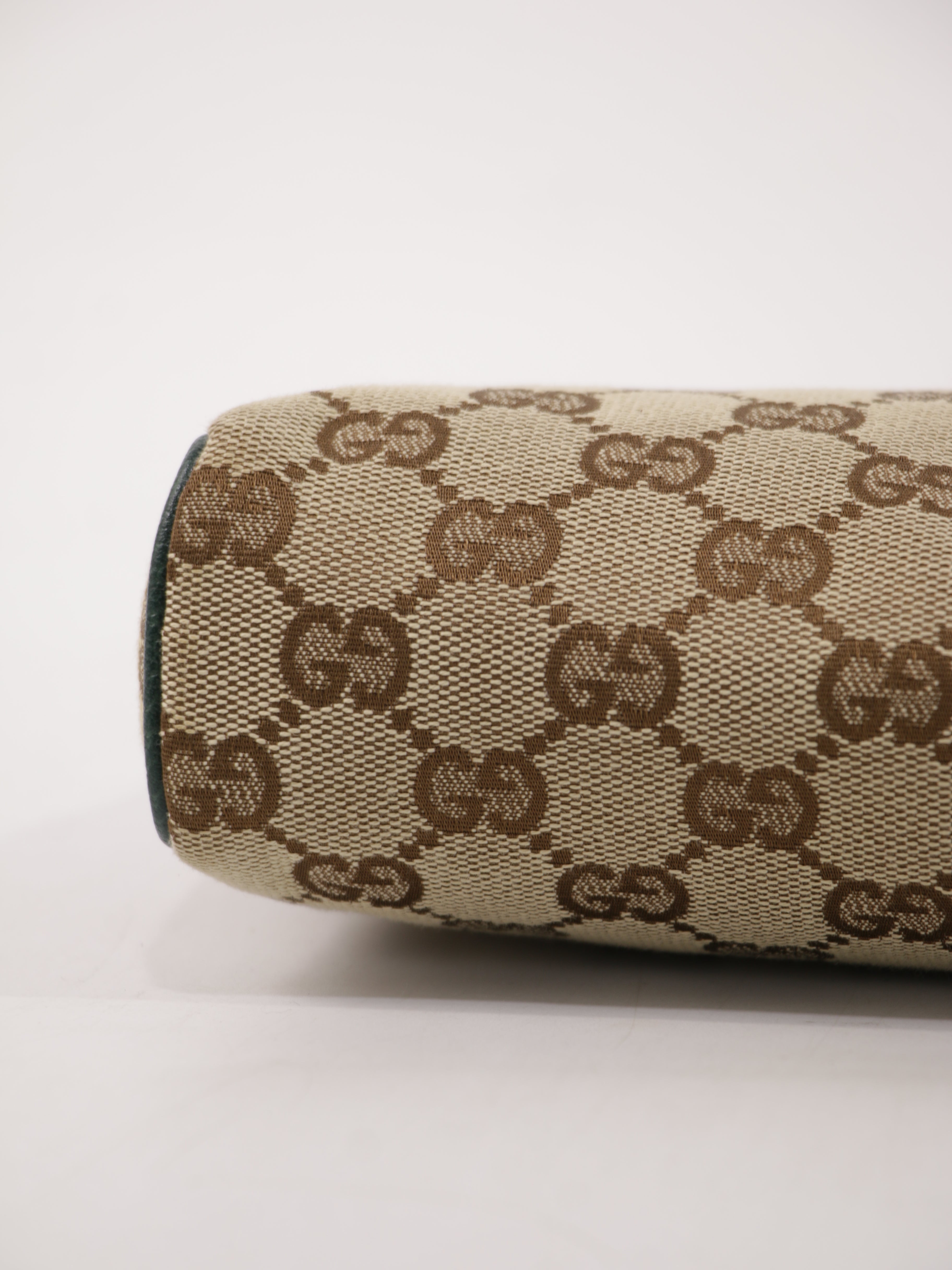 Abbey D-Ring Pochette