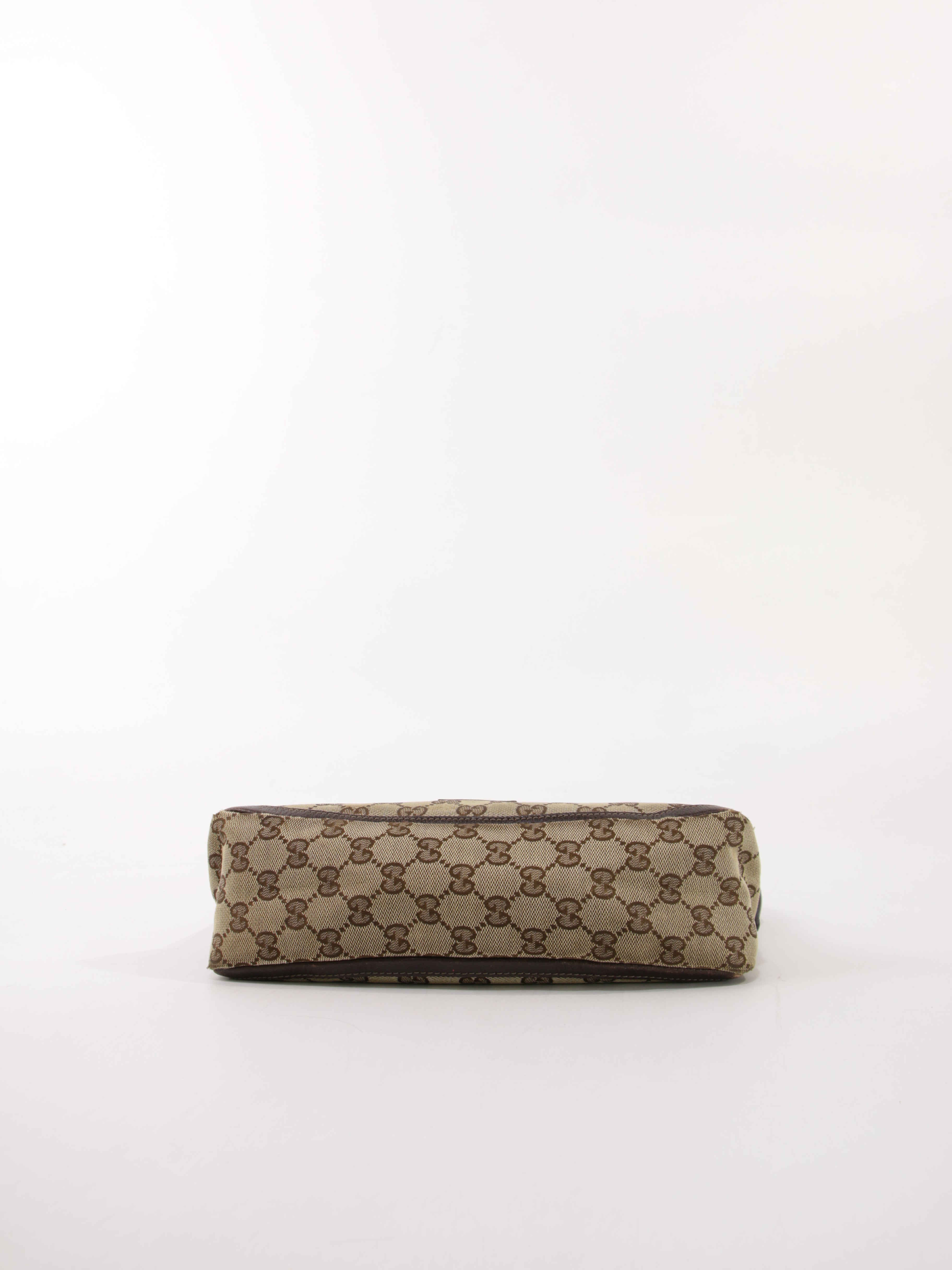 Abbey D-Ring Pochette