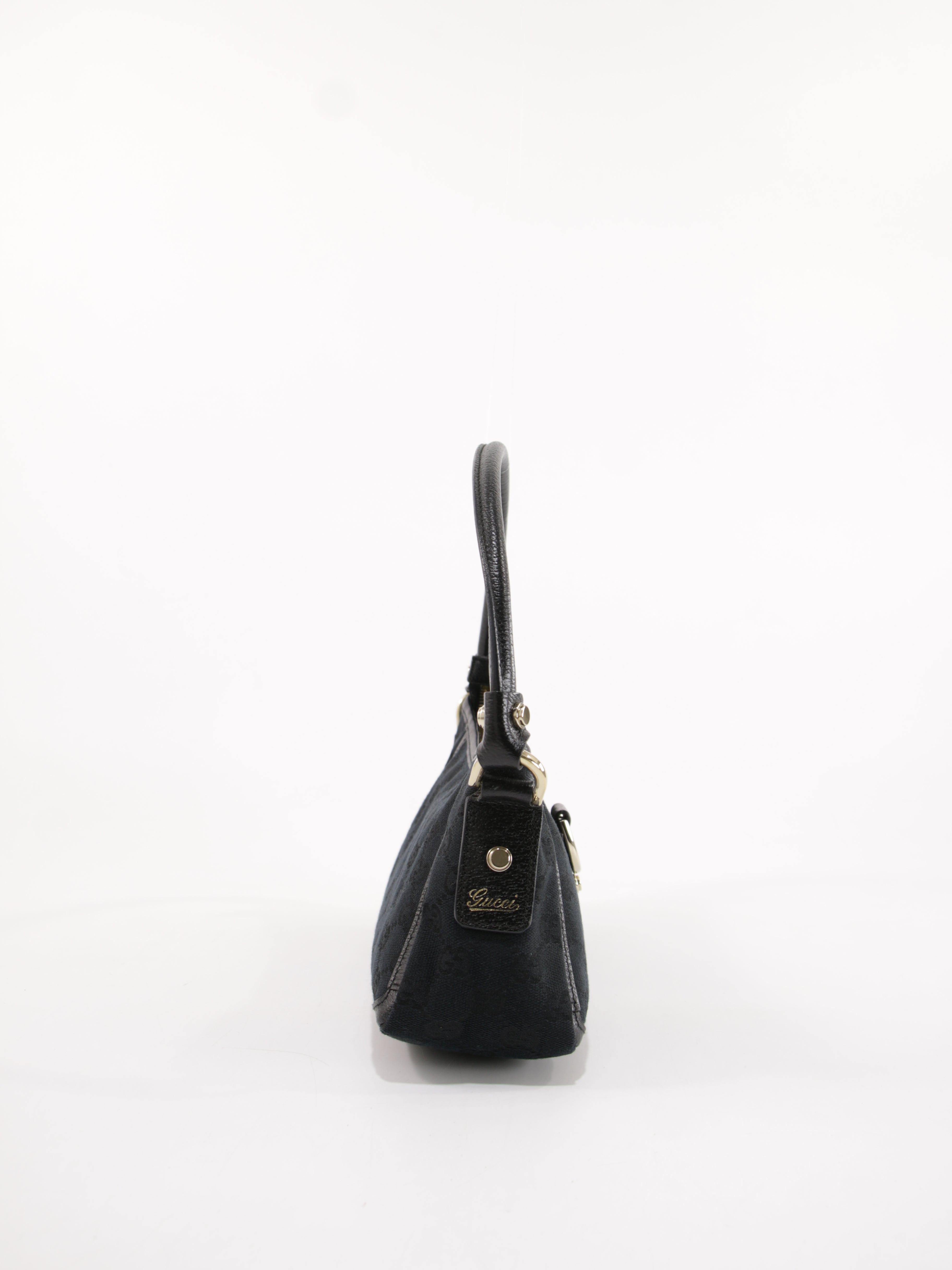 Abbey D-Ring Pochette