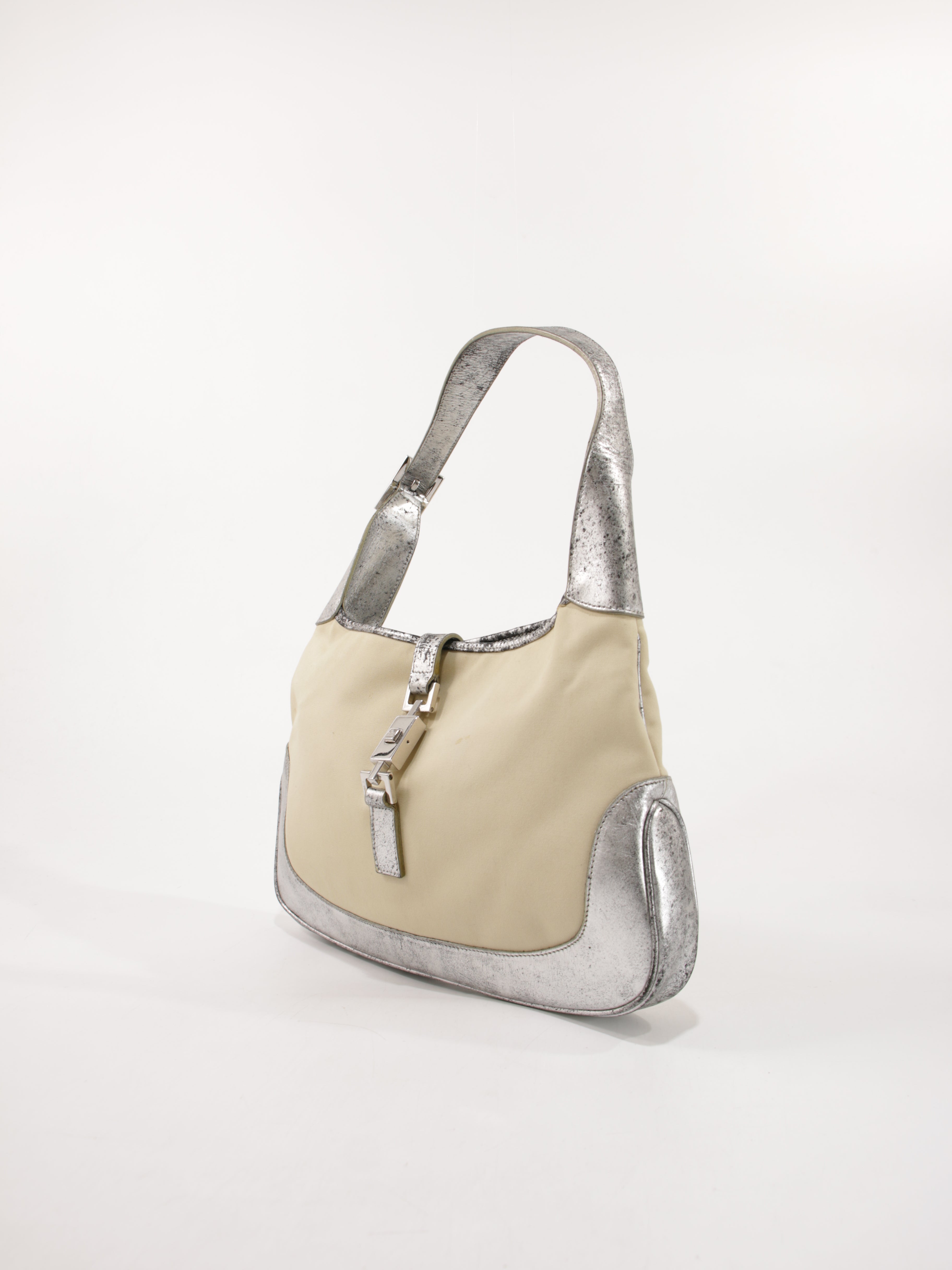 Medium Jackie