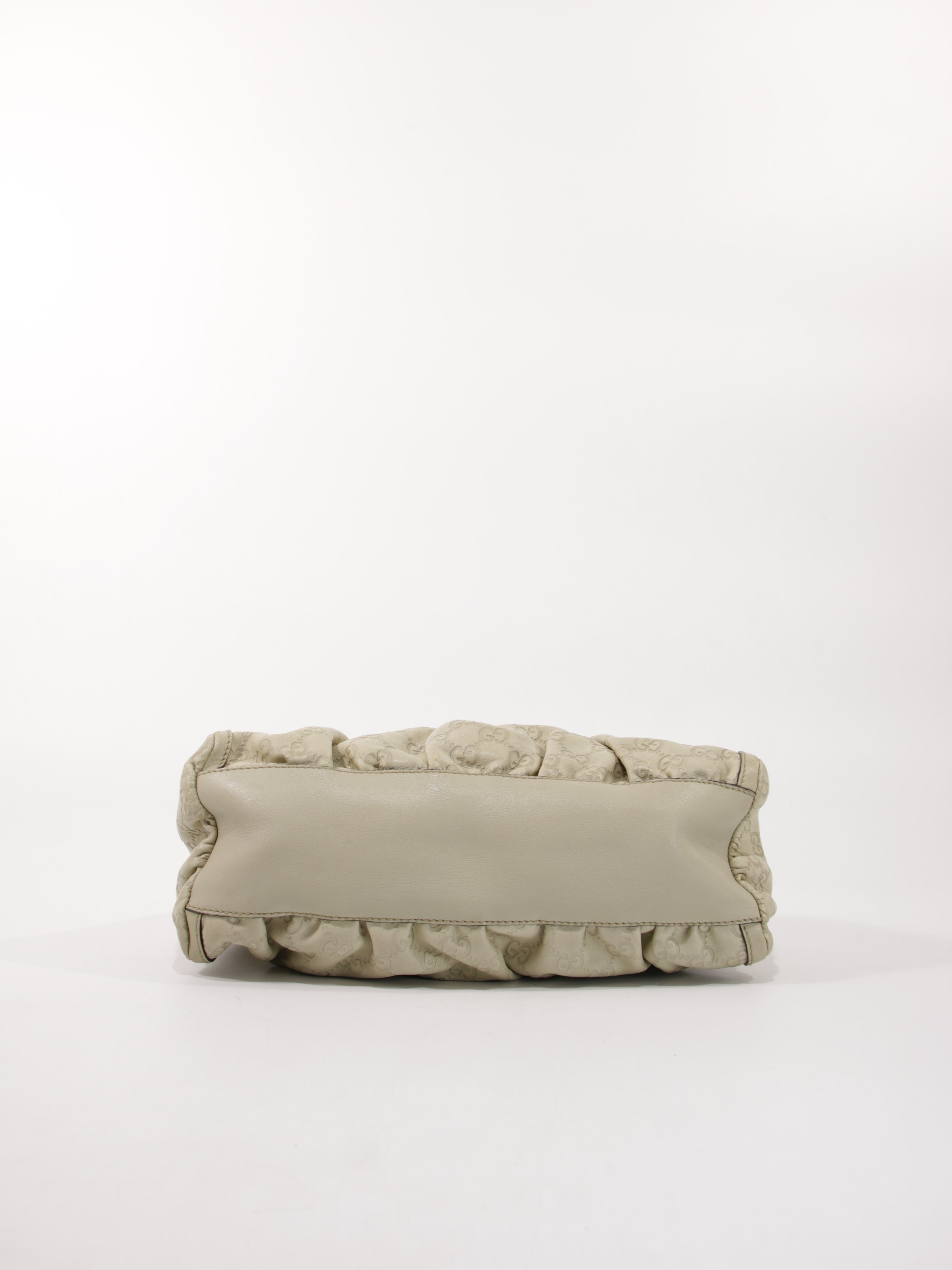 Abbey D-Ring Small