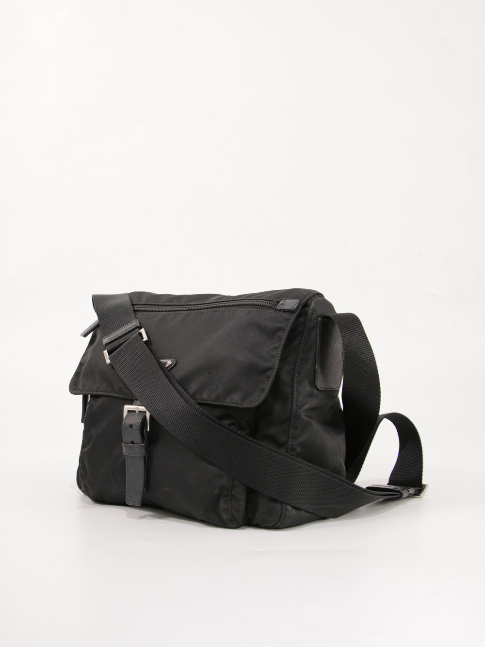 Single Buckle Messenger