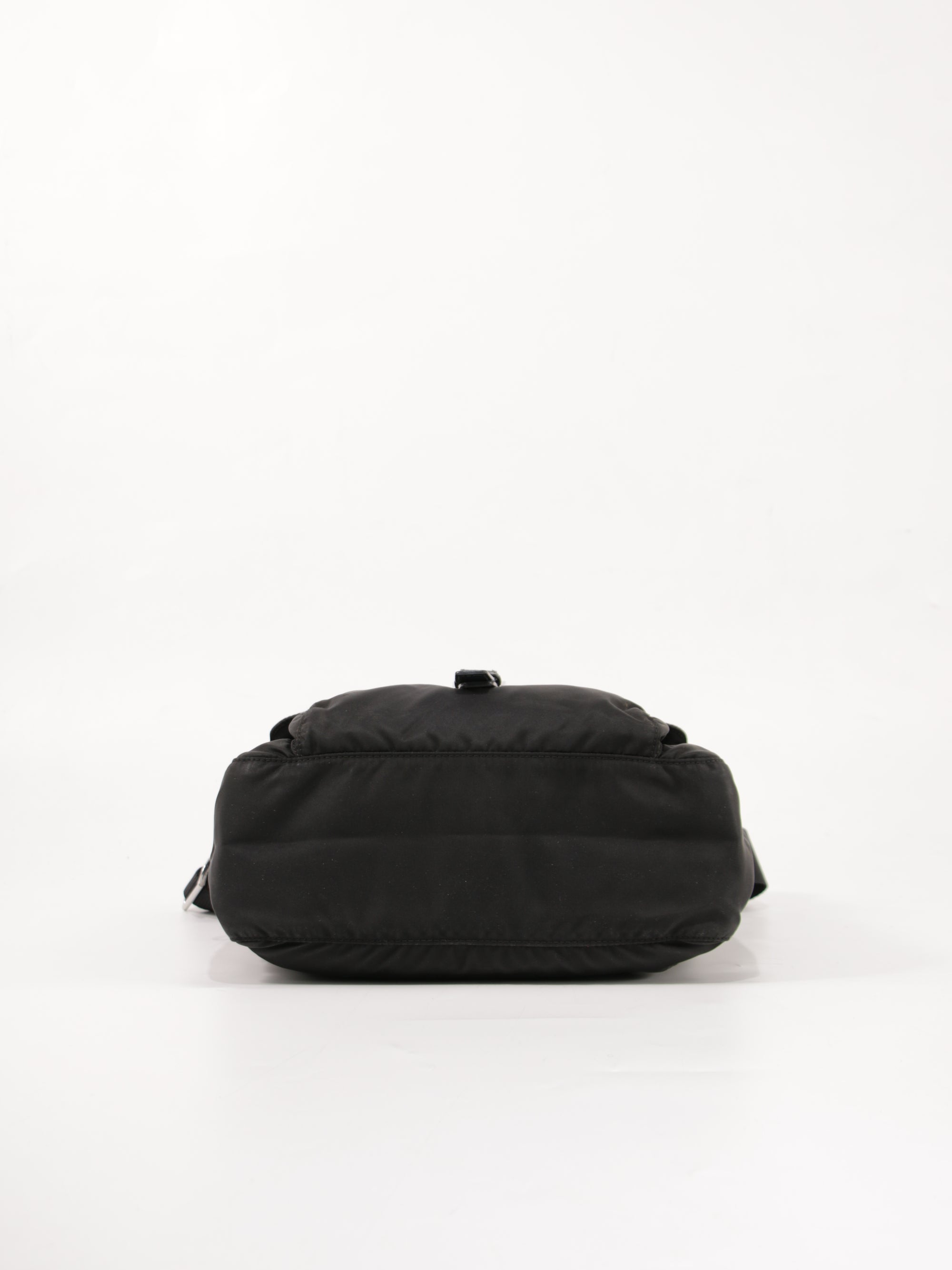 Single Buckle Messenger