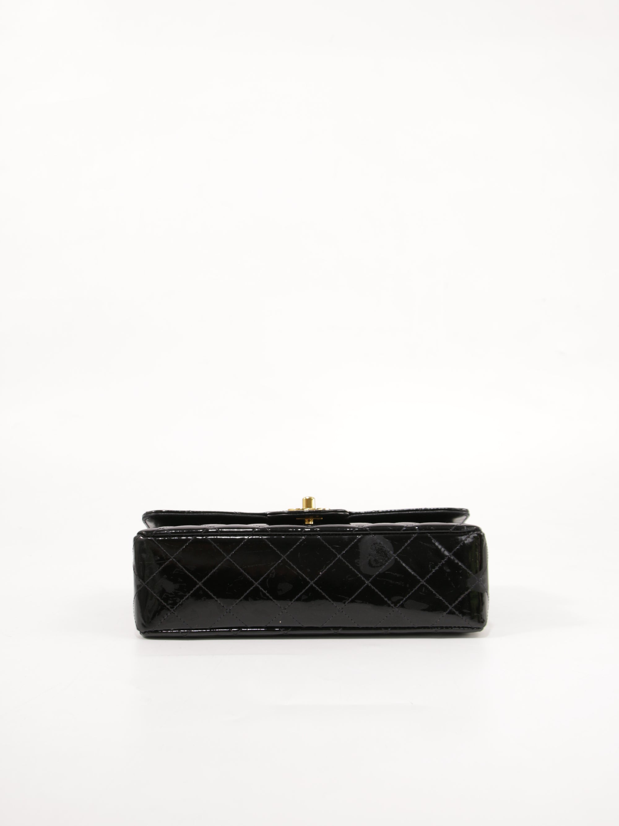Small Classic Flap