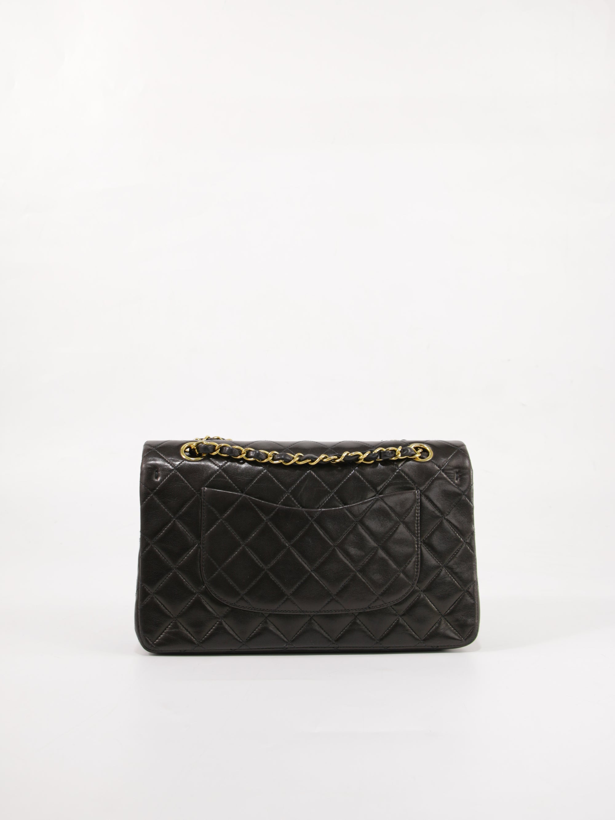 Medium Classic Flap