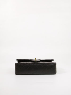 Medium Classic Flap