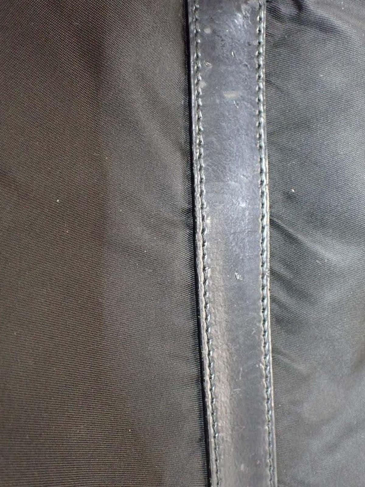 Single Buckle Messenger