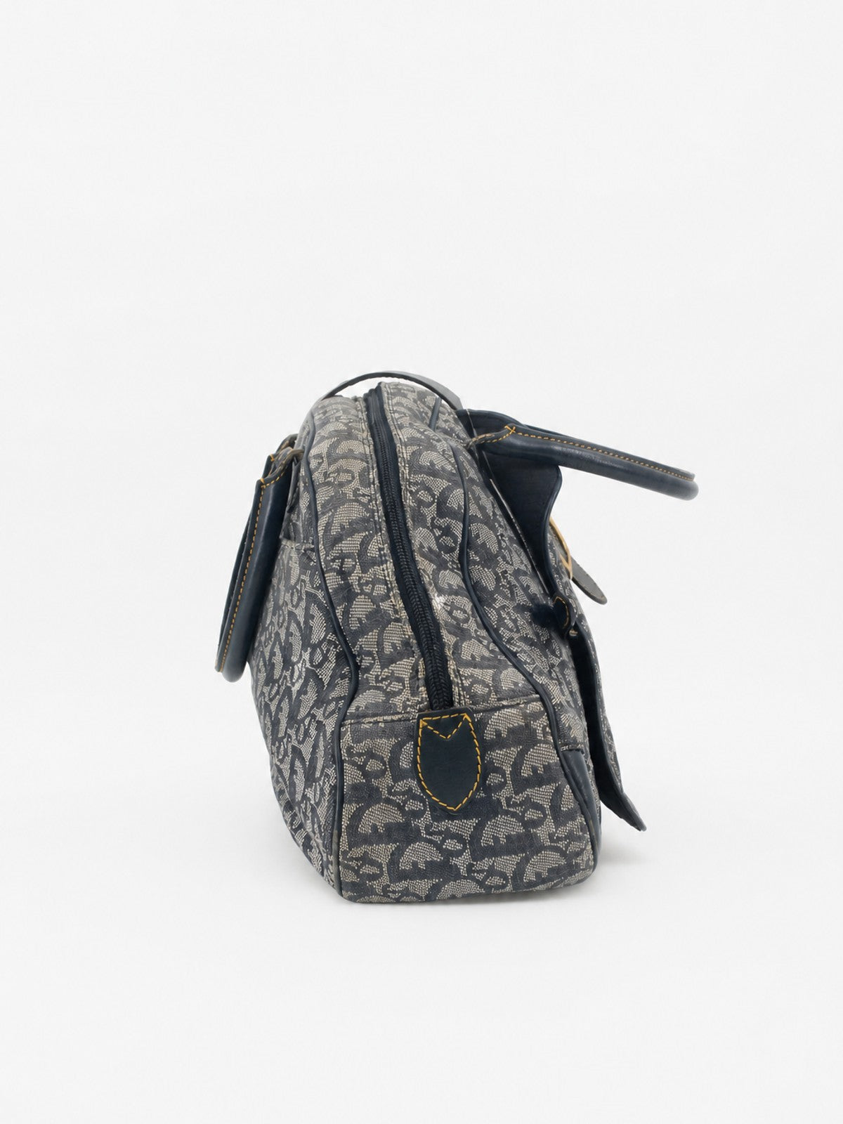 Bowler