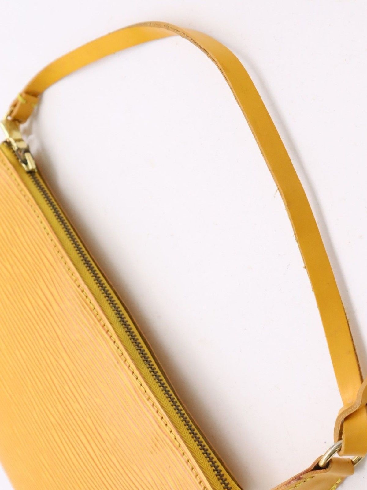 Louis Vuitton Epi Pochette