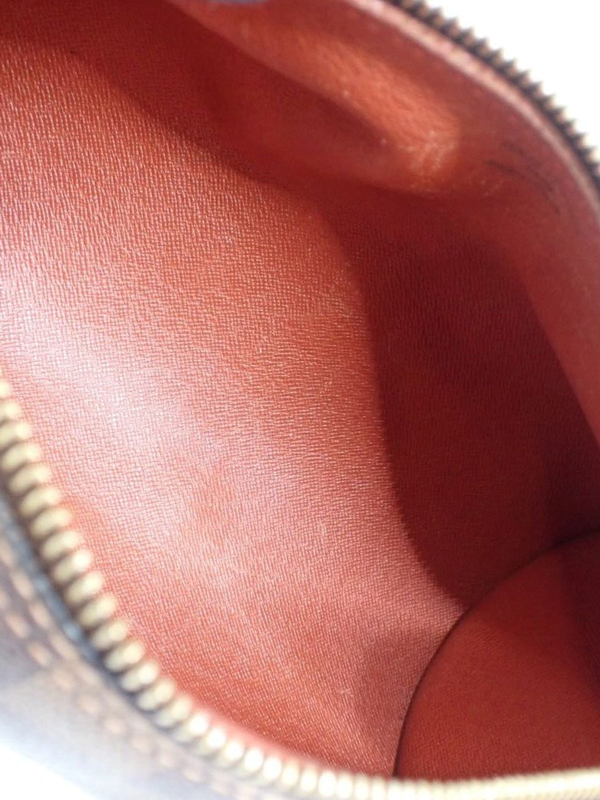 Louis Vuitton Papillon 26