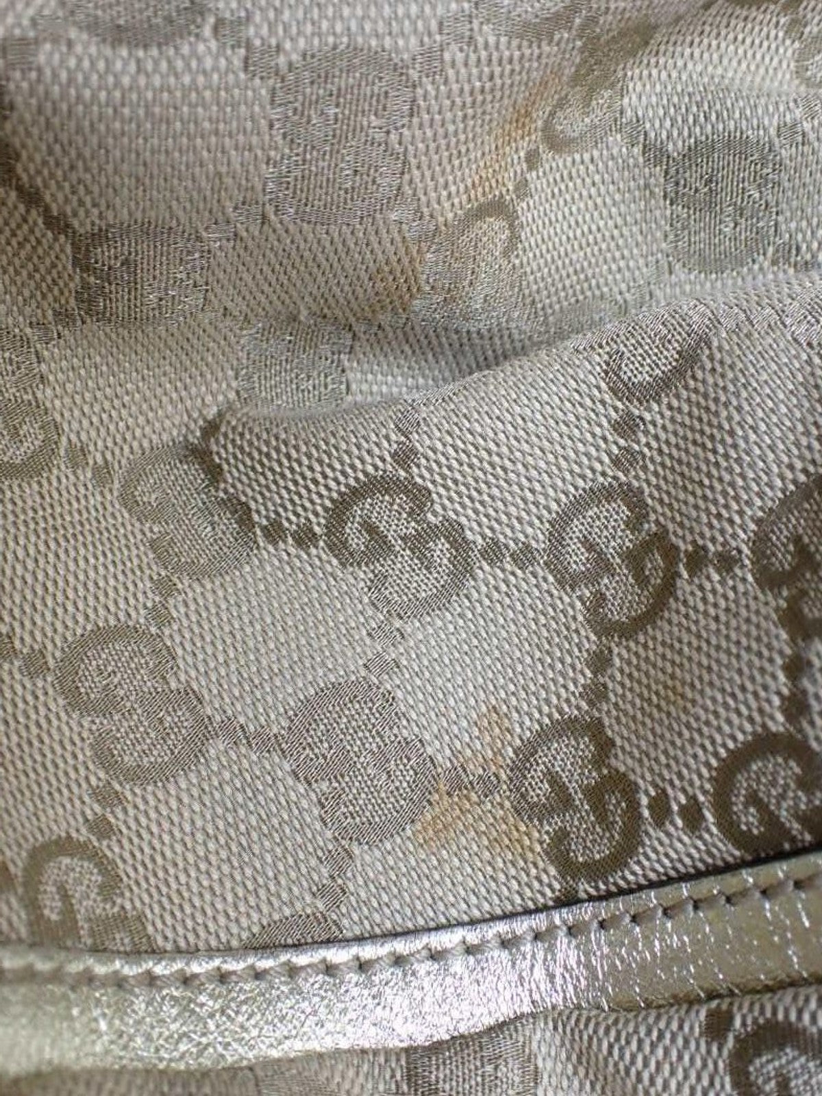 Gucci Abbey D-Ring Medium