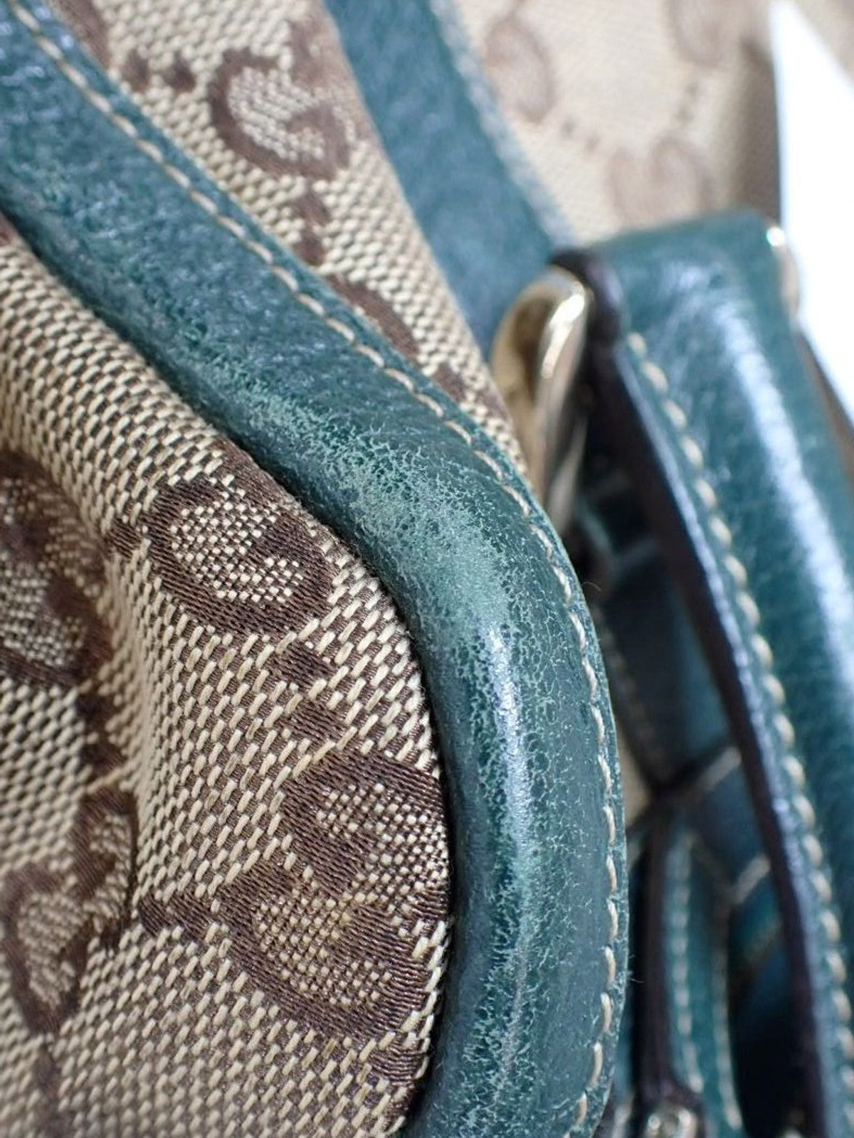Gucci Abbey D-Ring Boston